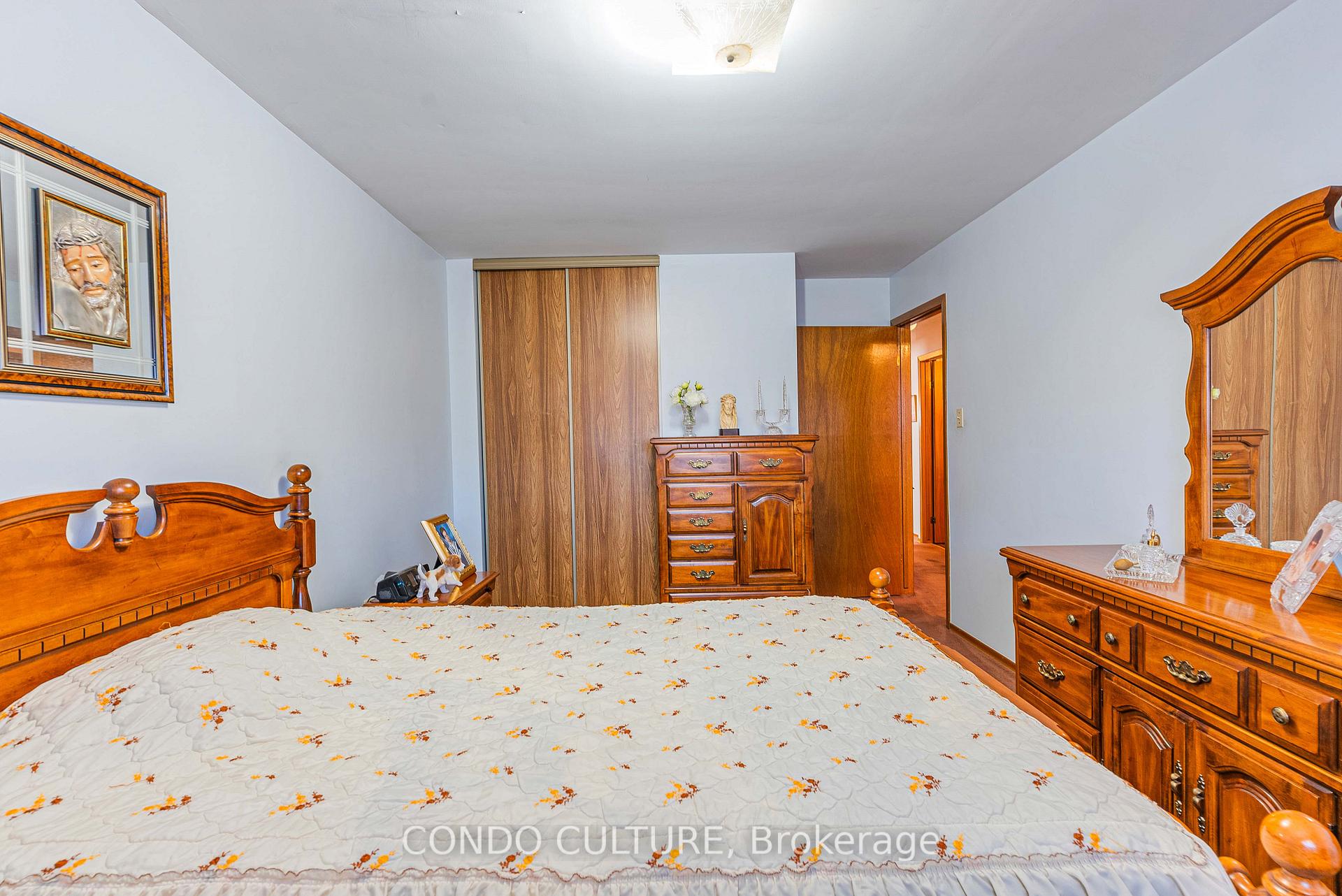 Photo 24 of 202 Ray Street N, Hamilton, Strathcona — HOMEH
