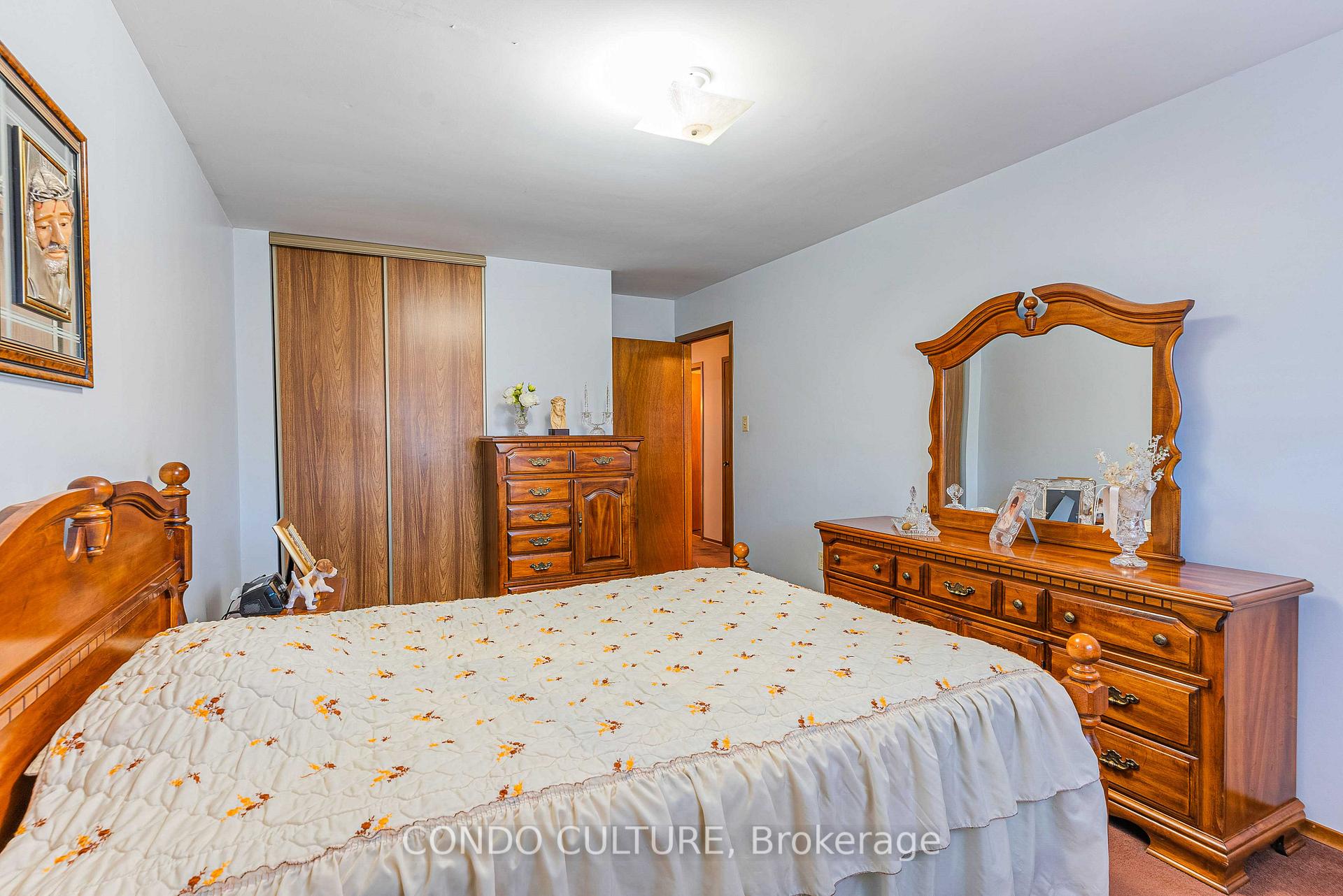 Photo 25 of 202 Ray Street N, Hamilton, Strathcona — HOMEH