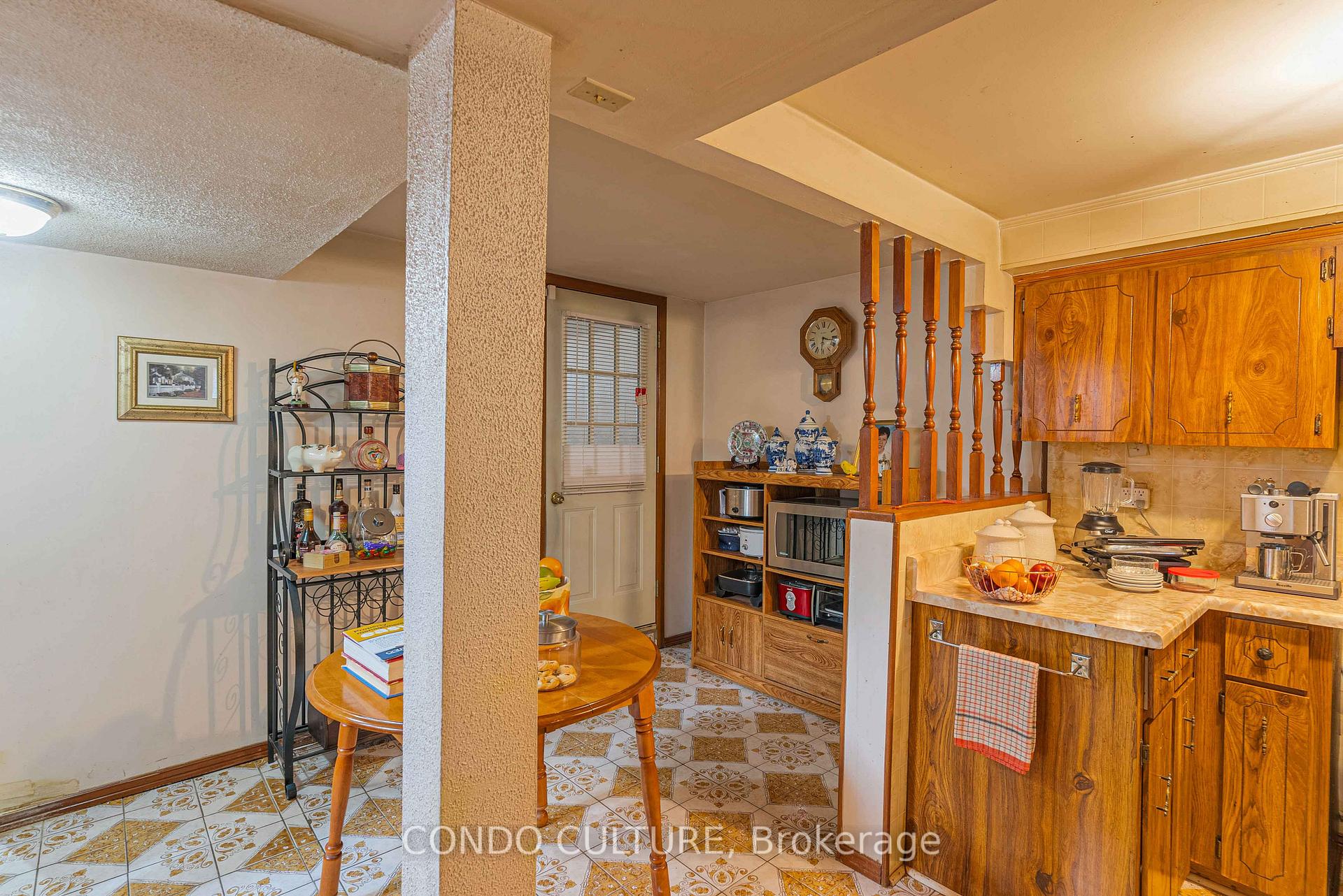Photo 26 of 202 Ray Street N, Hamilton, Strathcona — HOMEH