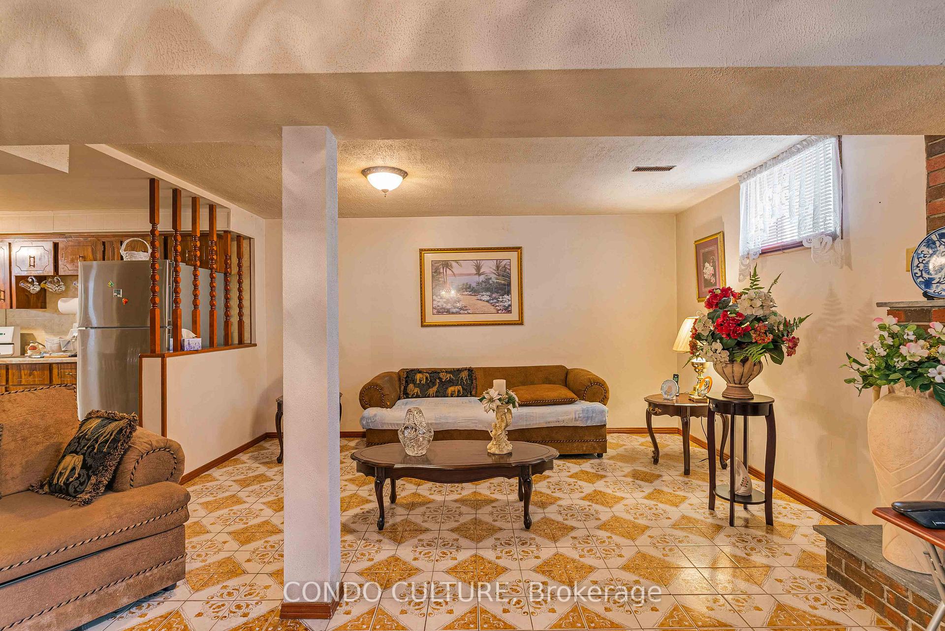 Photo 27 of 202 Ray Street N, Hamilton, Strathcona — HOMEH
