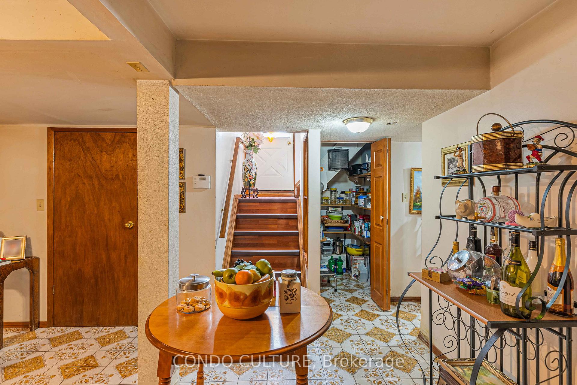 Photo 32 of 202 Ray Street N, Hamilton, Strathcona — HOMEH