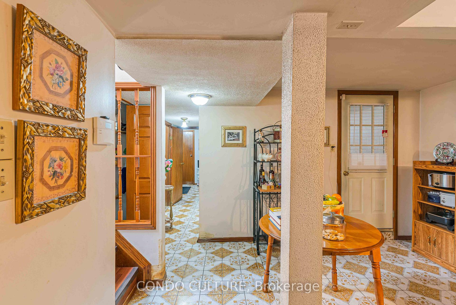 Photo 36 of 202 Ray Street N, Hamilton, Strathcona — HOMEH