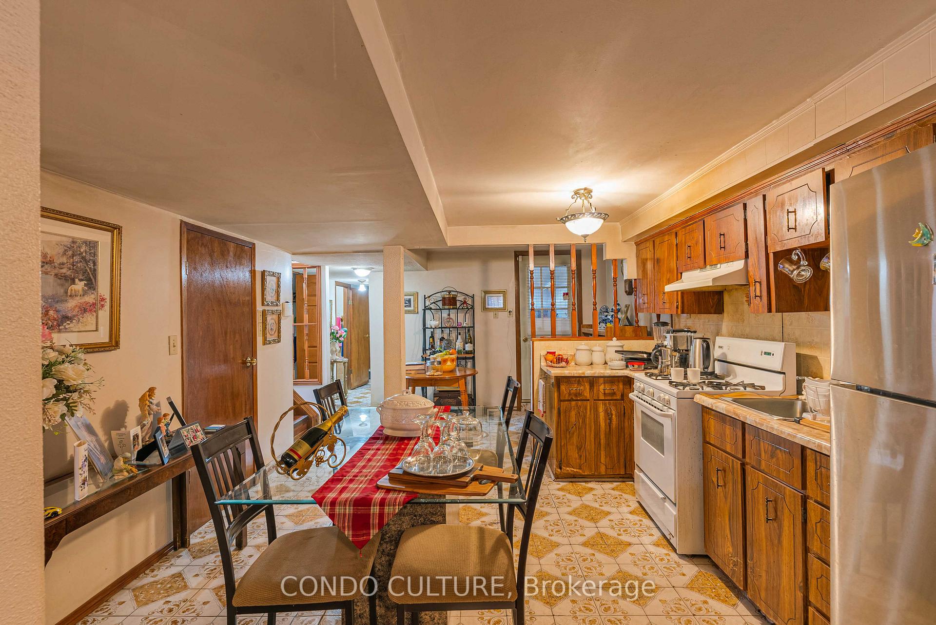 Photo 39 of 202 Ray Street N, Hamilton, Strathcona — HOMEH