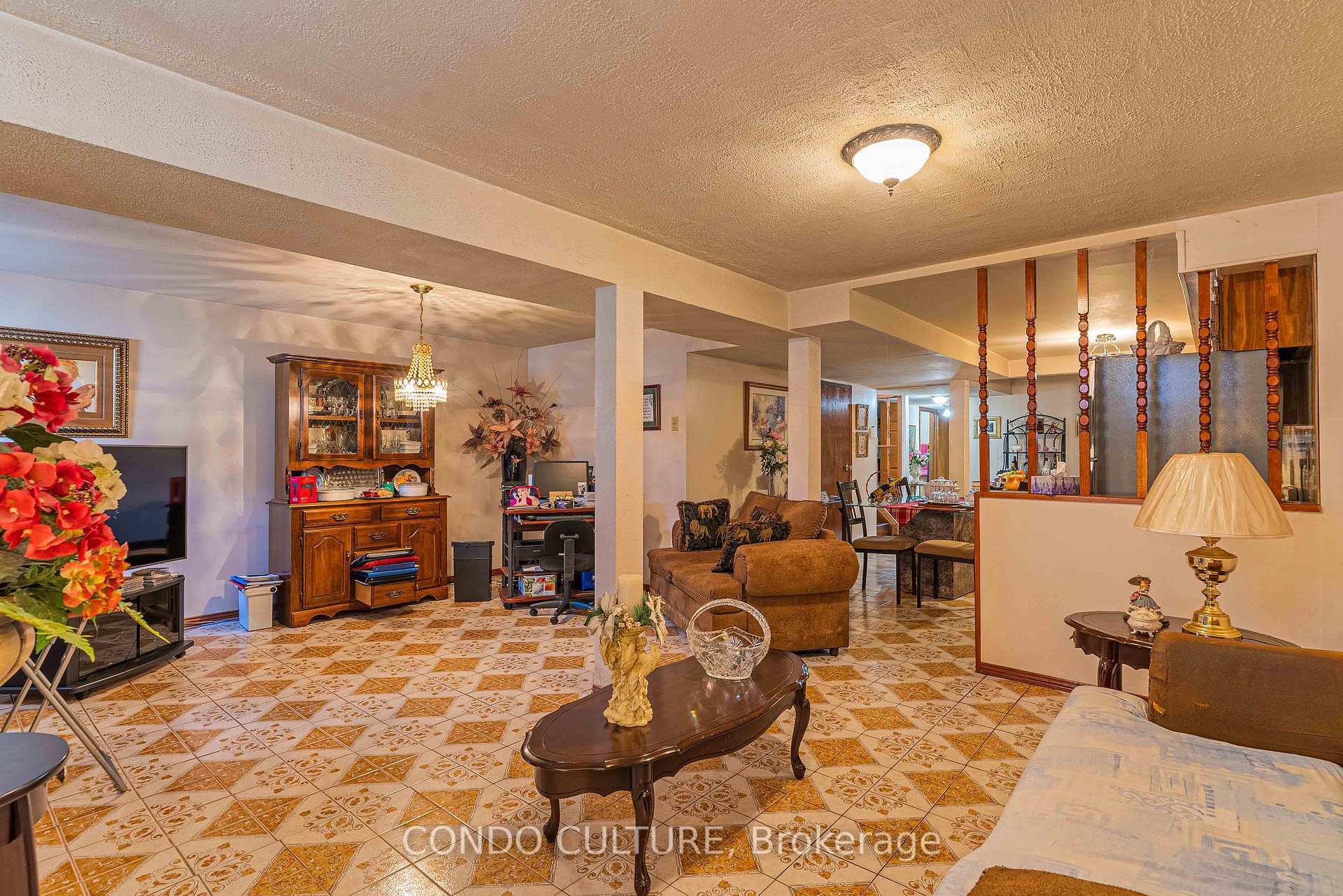 Photo 41 of 202 Ray Street N, Hamilton, Strathcona — HOMEH