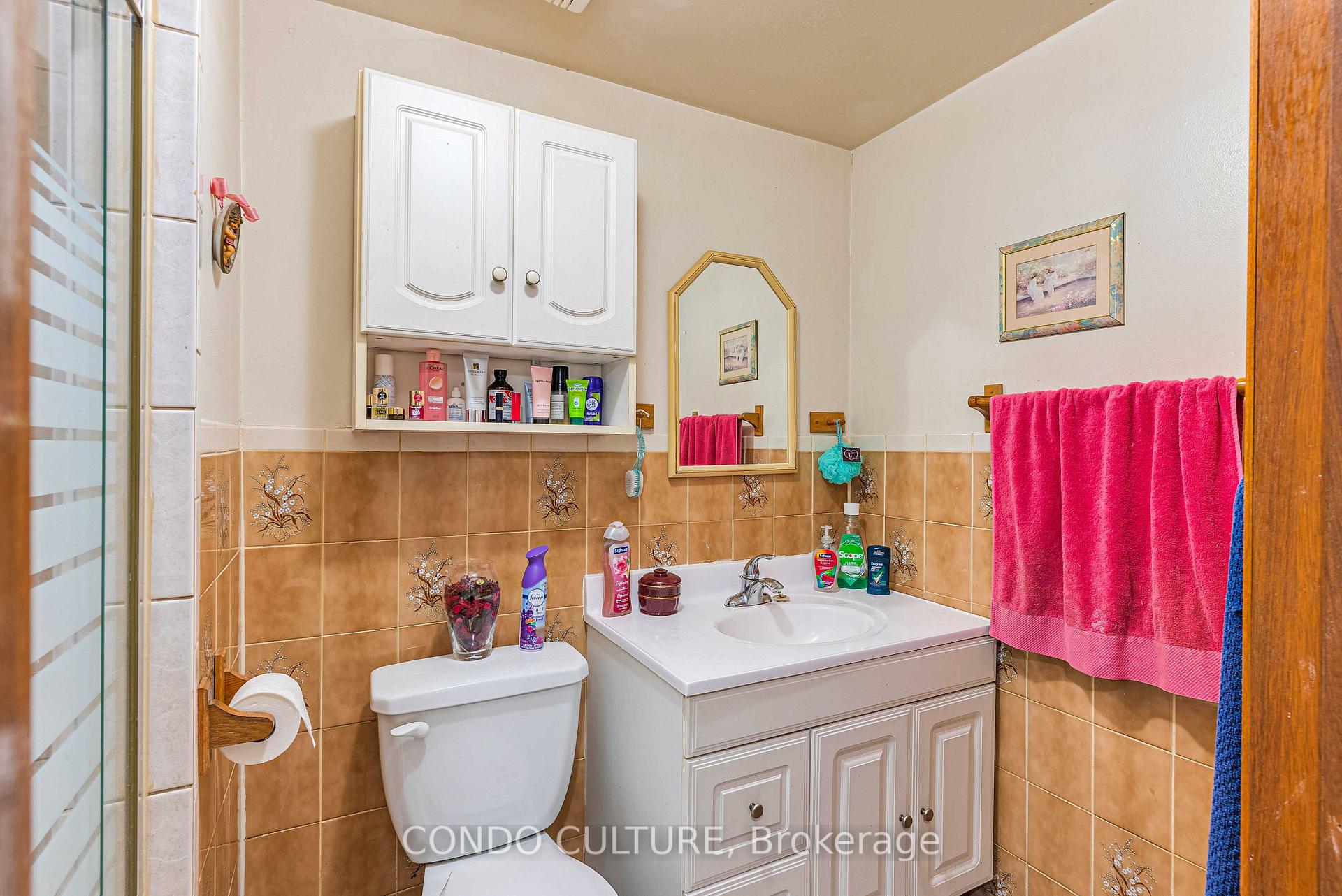 Photo 45 of 202 Ray Street N, Hamilton, Strathcona — HOMEH