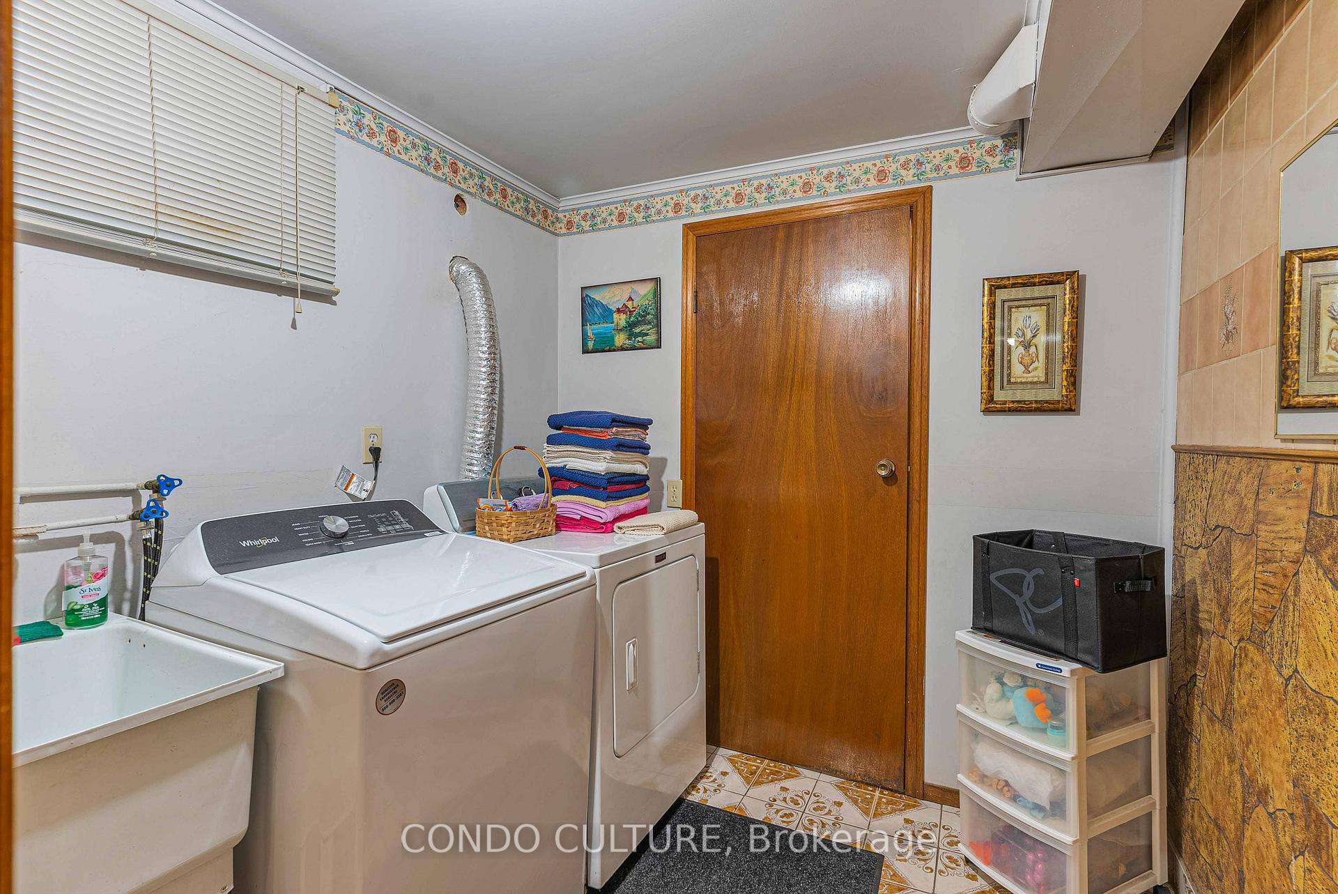 Photo 47 of 202 Ray Street N, Hamilton, Strathcona — HOMEH