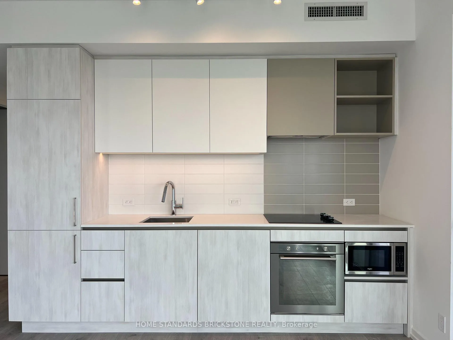 Photo 3 of Unit 2812, 7890 Jane Street, Vaughan, Vaughan Corporate Centre — HOMEH