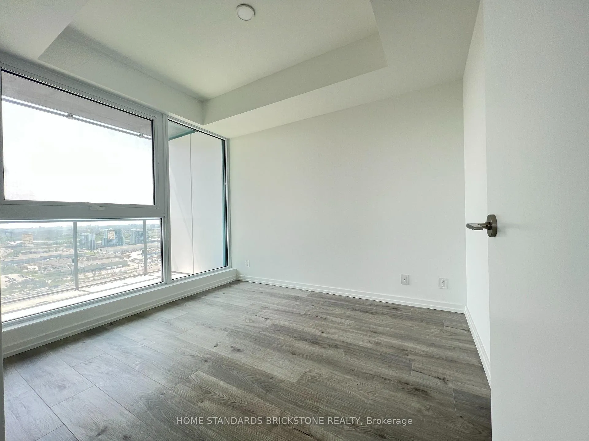 Photo 5 of Unit 2812, 7890 Jane Street, Vaughan, Vaughan Corporate Centre — HOMEH