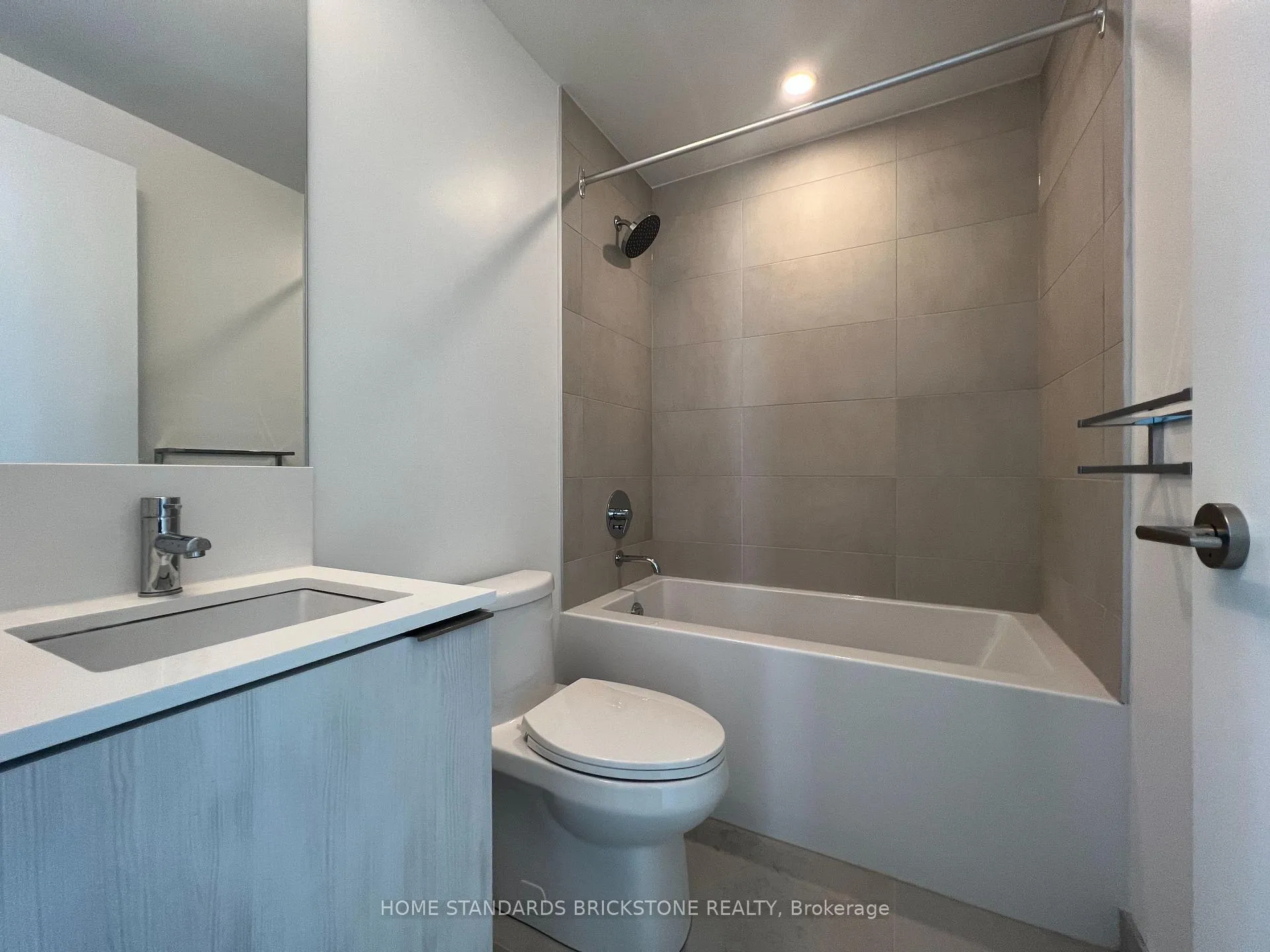 Photo 8 of Unit 2812, 7890 Jane Street, Vaughan, Vaughan Corporate Centre — HOMEH