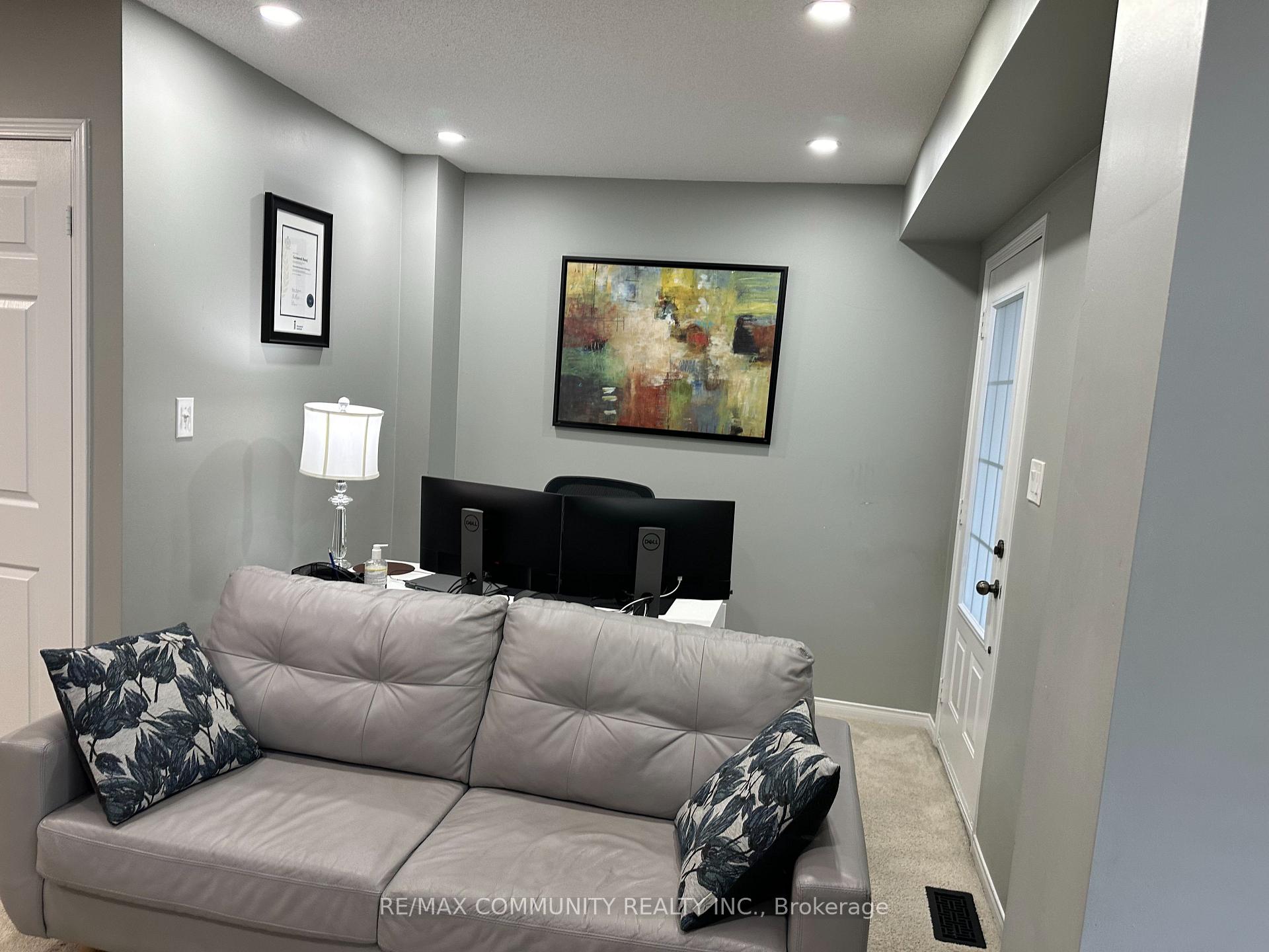 Photo 3 of 978 Audley Road N, Ajax, Central East — HOMEH