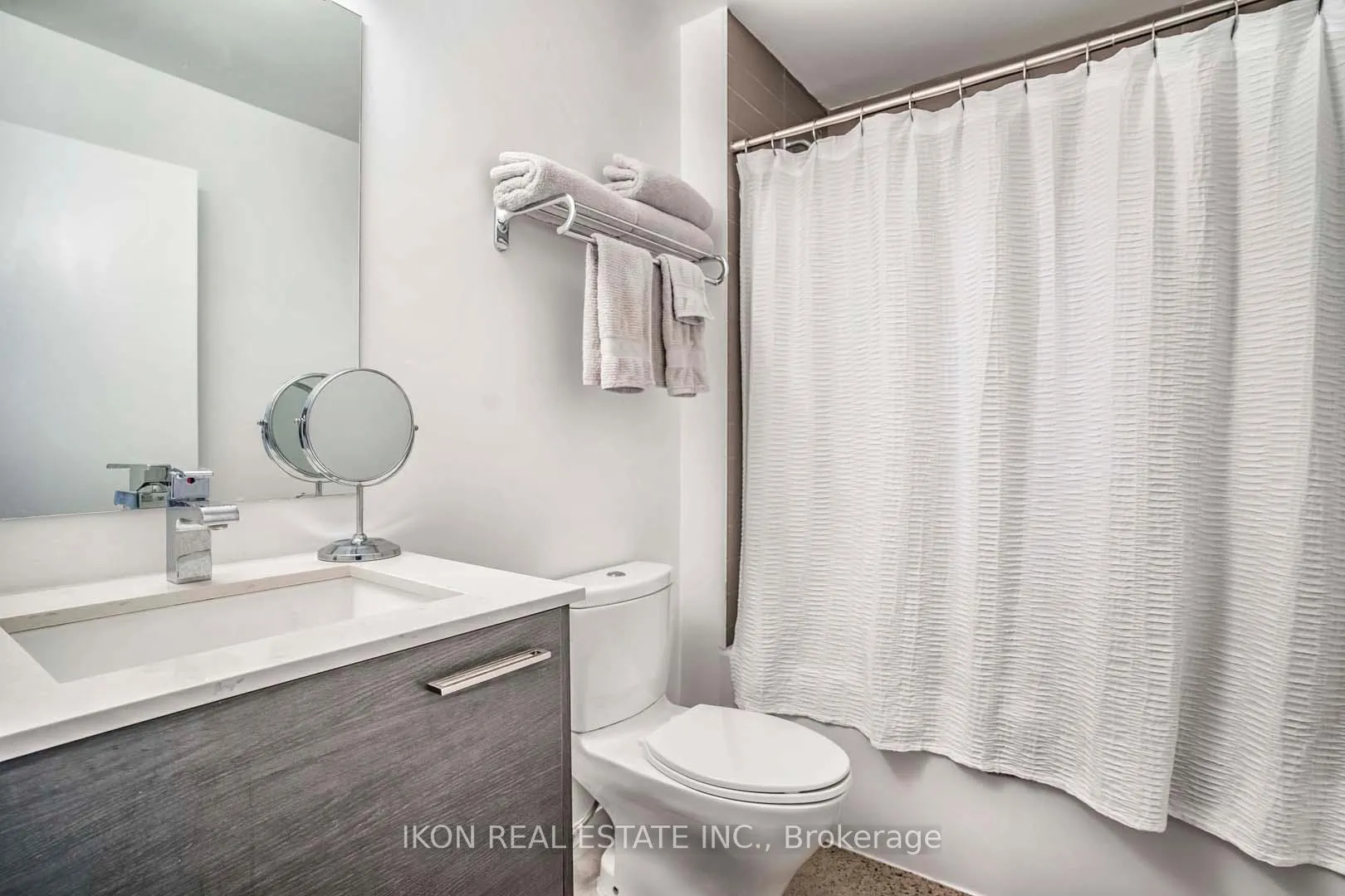 Photo 2 of Unit 202, 510 King Street E, Toronto, Moss Park — HOMEH