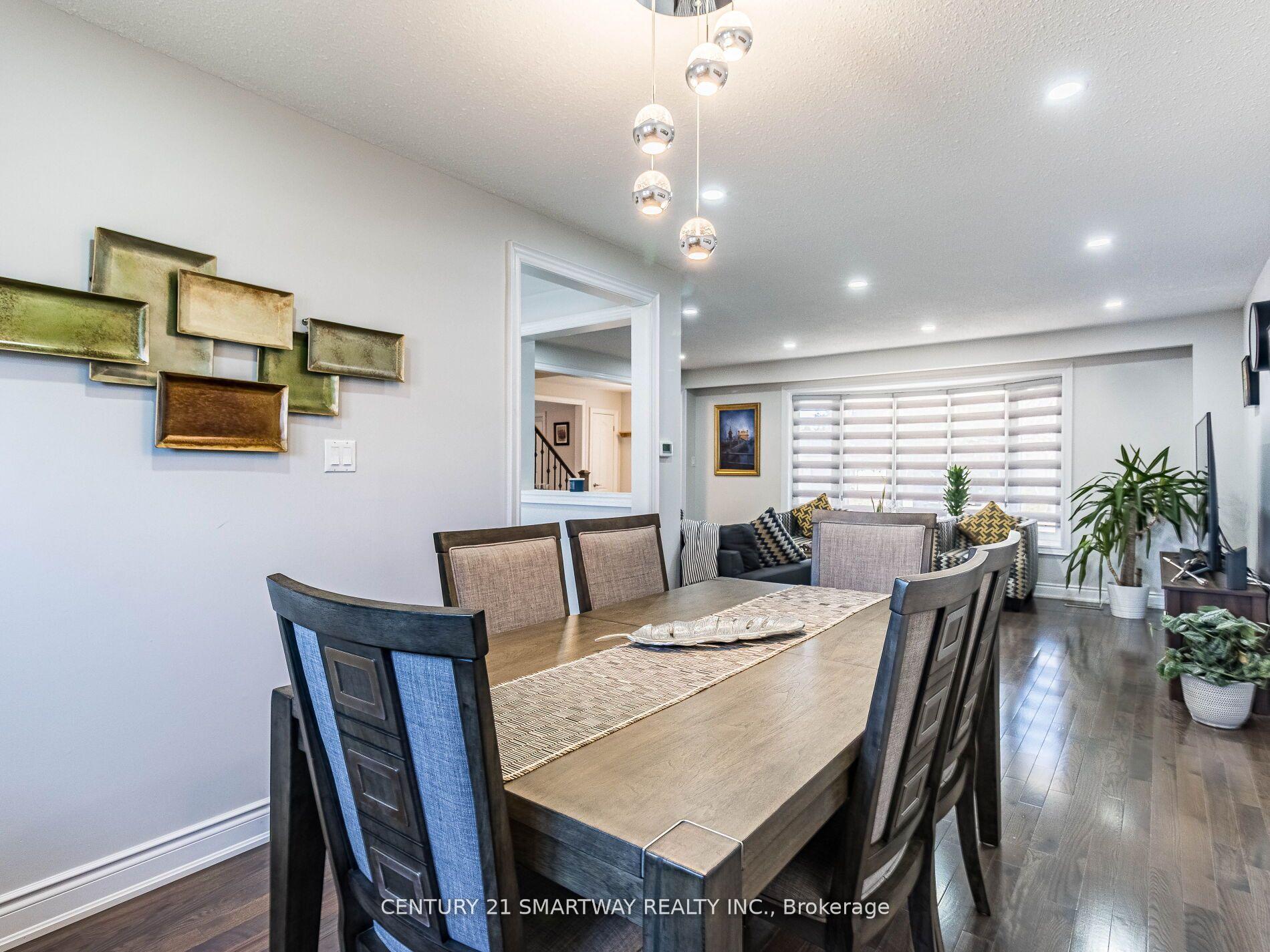 Photo 43 of 10 Governor Grove Crescent, Brampton, Brampton South — HOMEH
