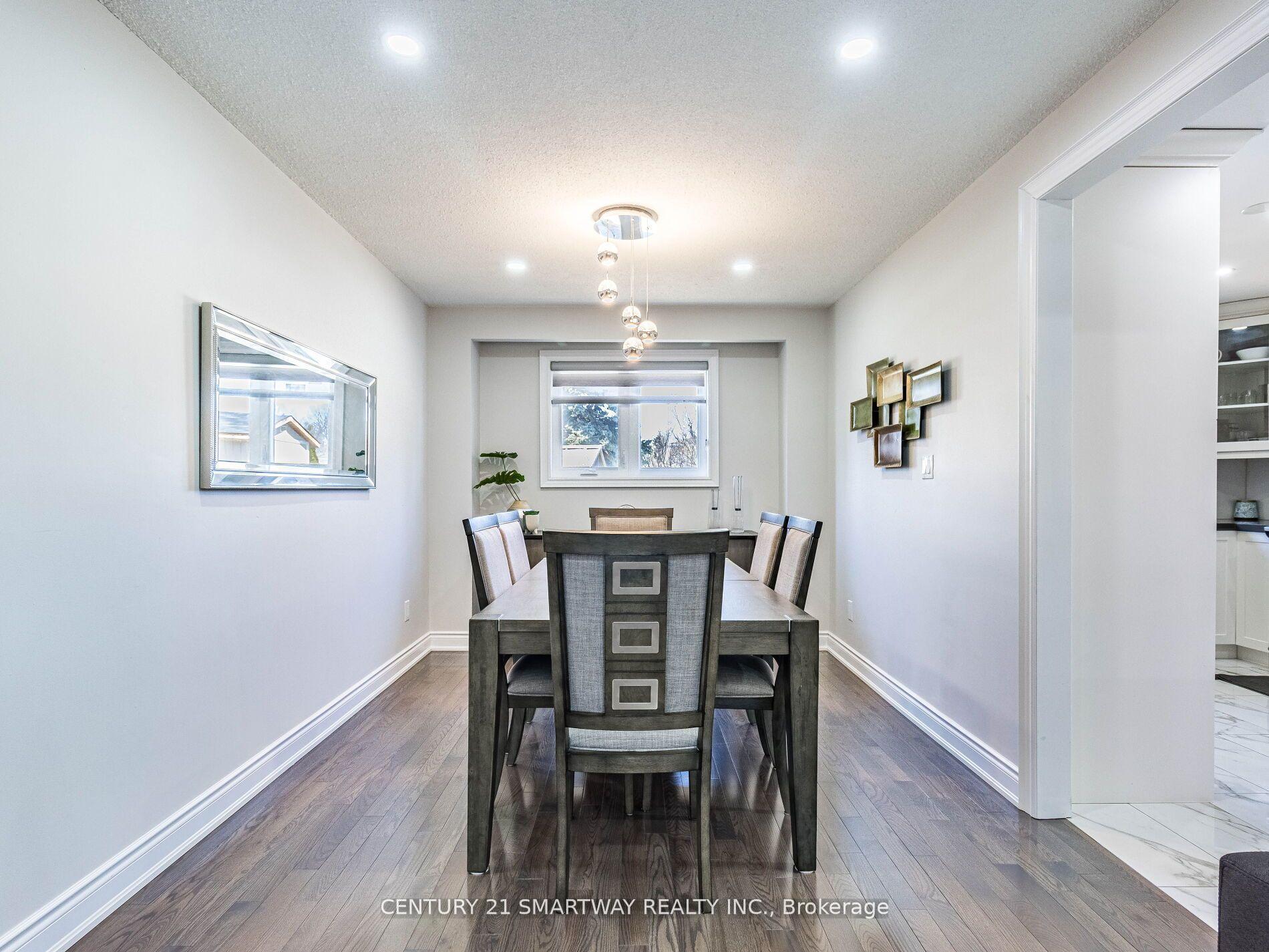 Photo 9 of 10 Governor Grove Crescent, Brampton, Brampton South — HOMEH