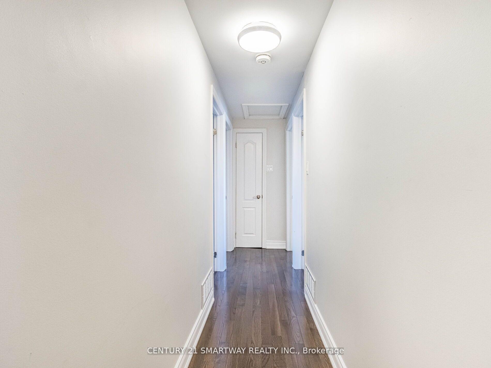 Photo 19 of 10 Governor Grove Crescent, Brampton, Brampton South — HOMEH