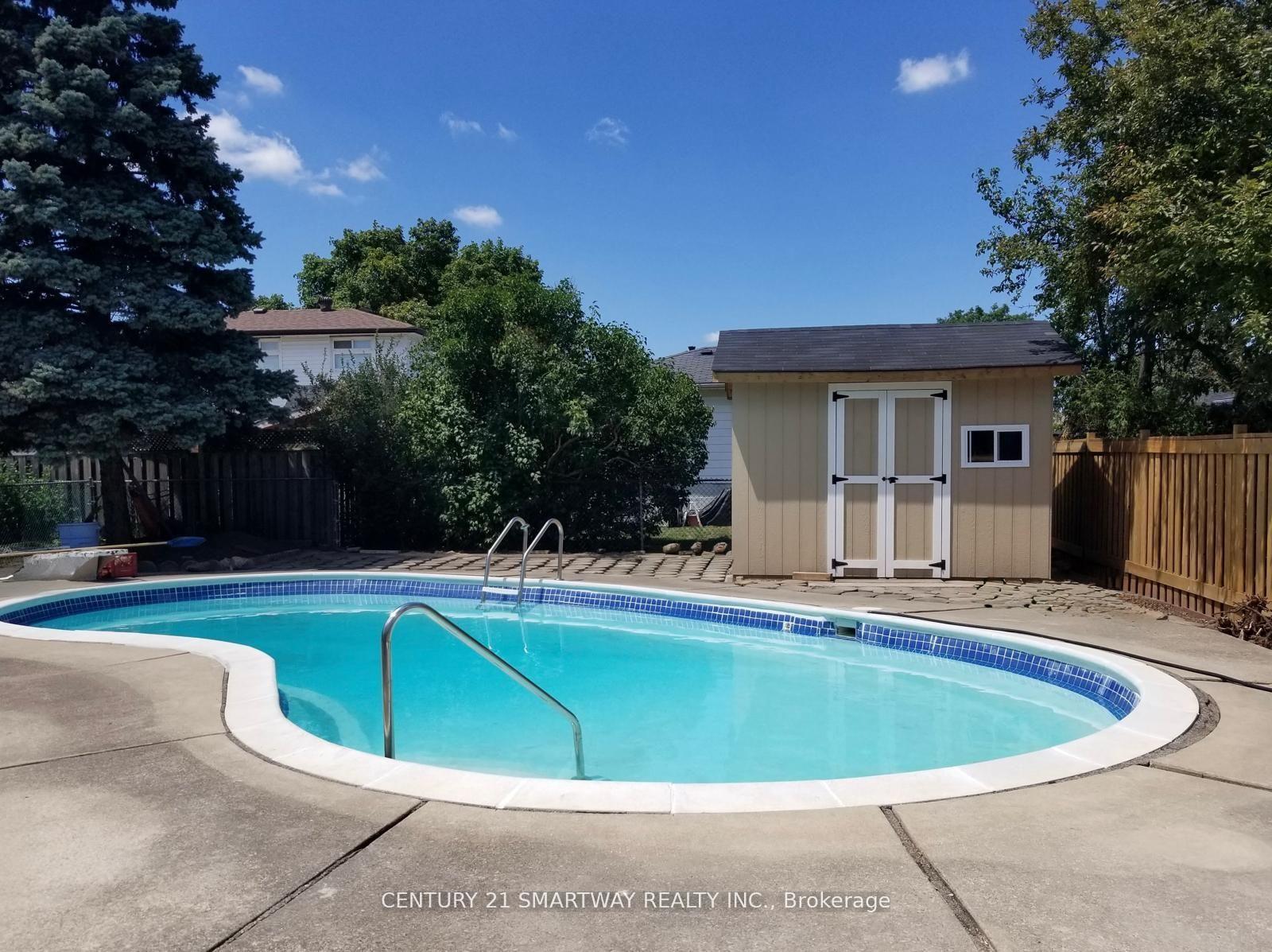 Photo 25 of 10 Governor Grove Crescent, Brampton, Brampton South — HOMEH