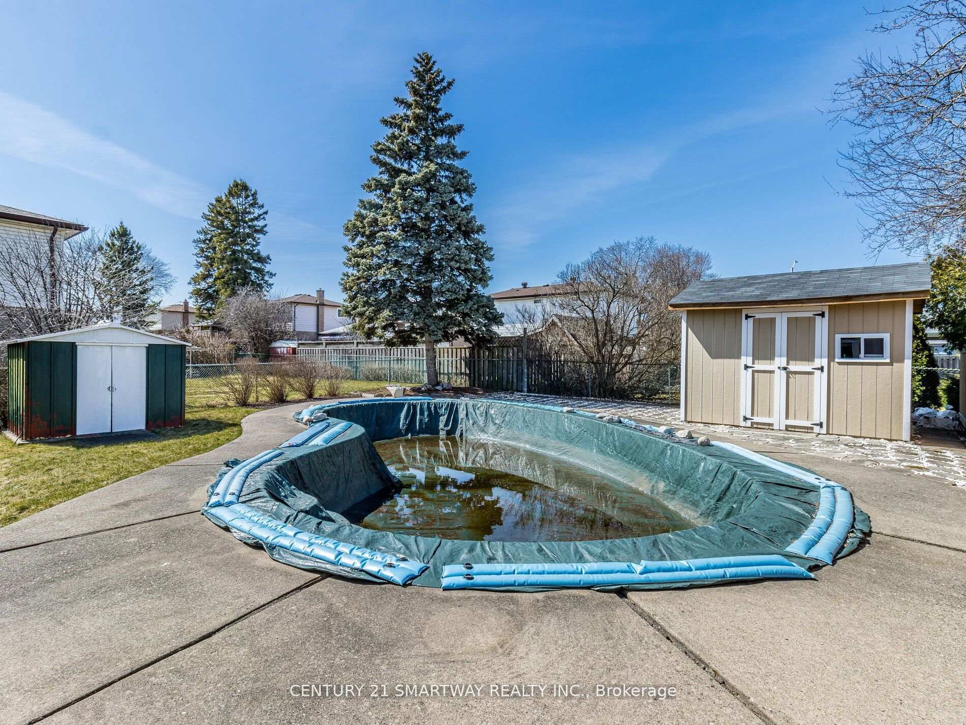 Photo 37 of 10 Governor Grove Crescent, Brampton, Brampton South — HOMEH