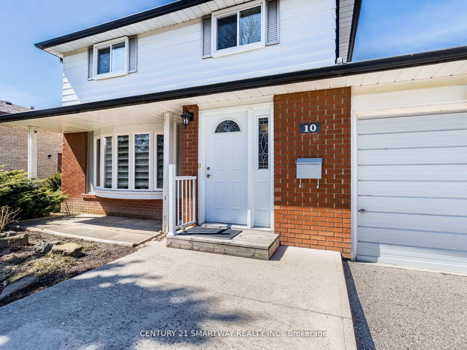 Photo 39 of 10 Governor Grove Crescent, Brampton, Brampton South — HOMEH