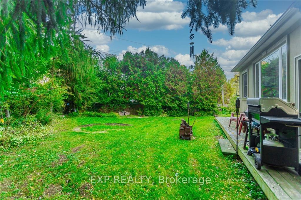Photo 6 of Unit A, 376 Philip Place, Hamilton, Ancaster — HOMEH