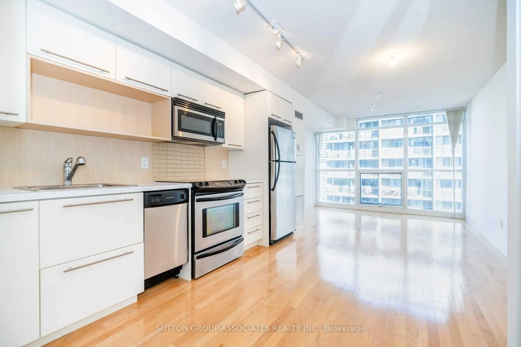 Photo 2 of Unit 1409, 25 Carlton Street, Toronto, Church-Yonge Corridor — HOMEH