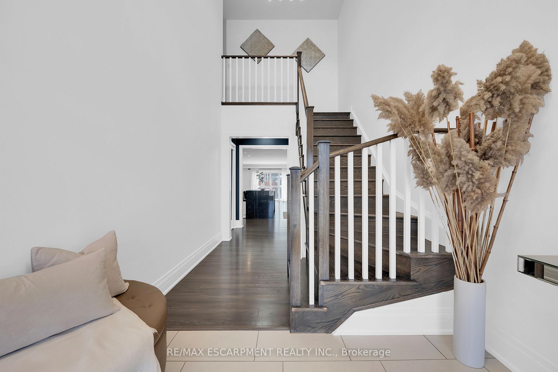 Photo 24 of 72 Aldgate Avenue, Hamilton, Stoney Creek Mountain — HOMEH