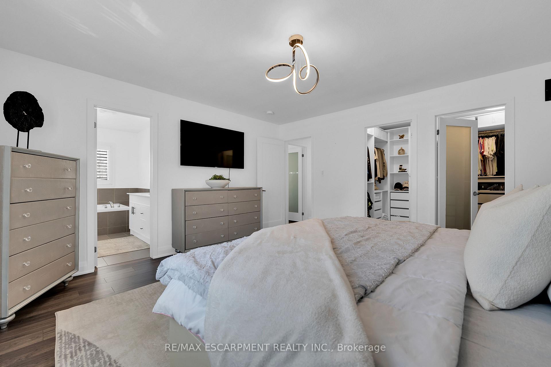 Photo 34 of 72 Aldgate Avenue, Hamilton, Stoney Creek Mountain — HOMEH