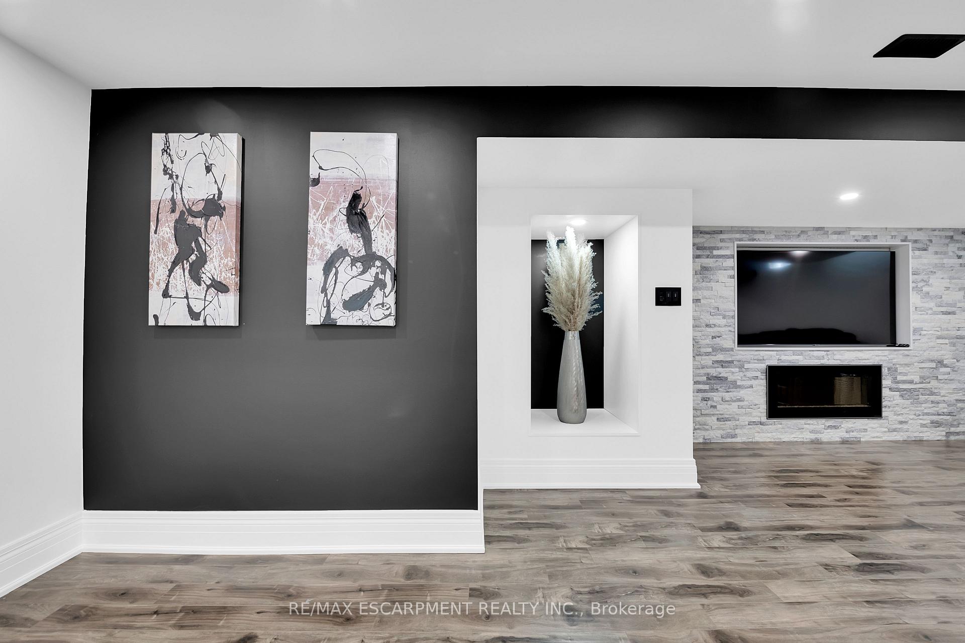 Photo 40 of 72 Aldgate Avenue, Hamilton, Stoney Creek Mountain — HOMEH