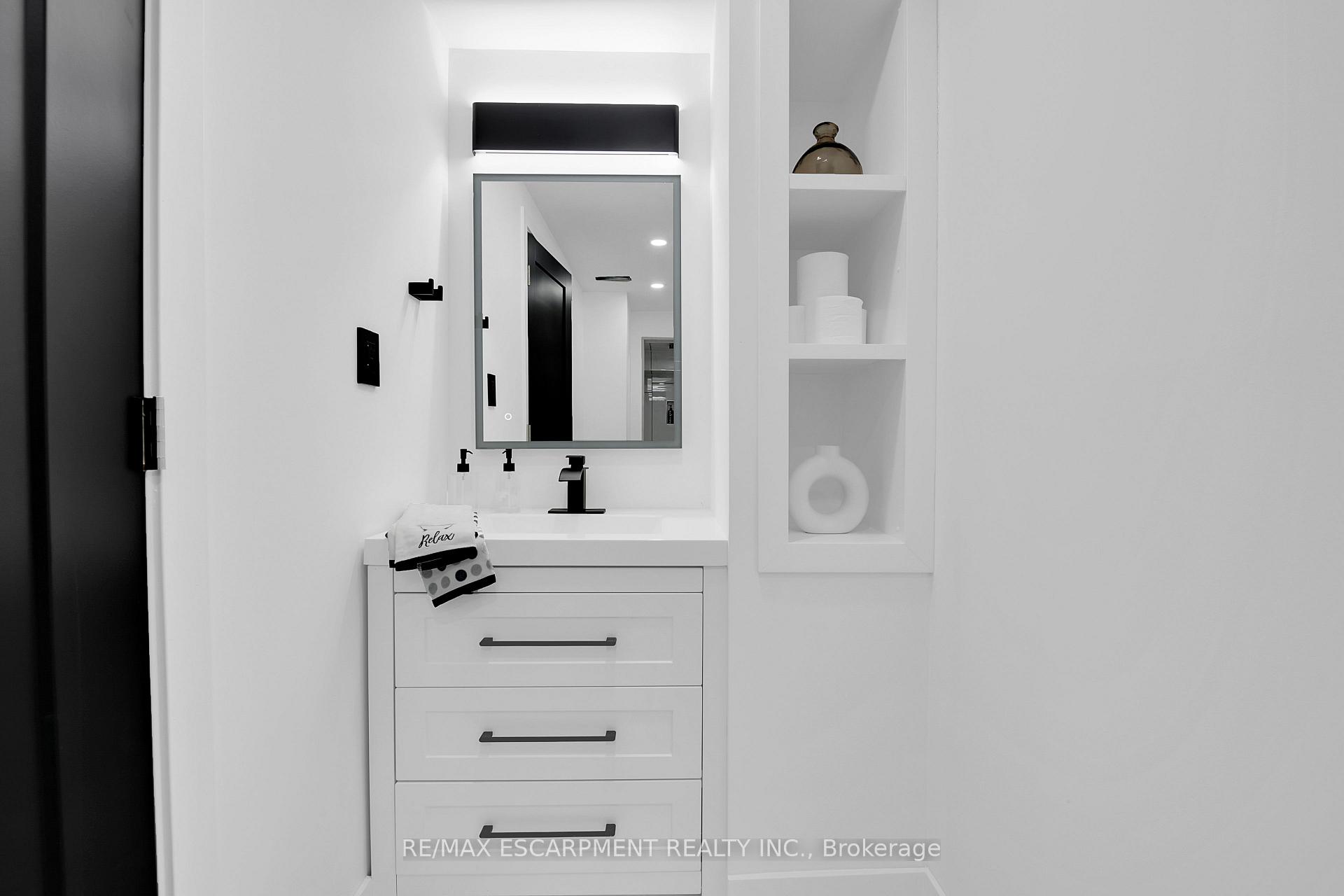 Photo 43 of 72 Aldgate Avenue, Hamilton, Stoney Creek Mountain — HOMEH