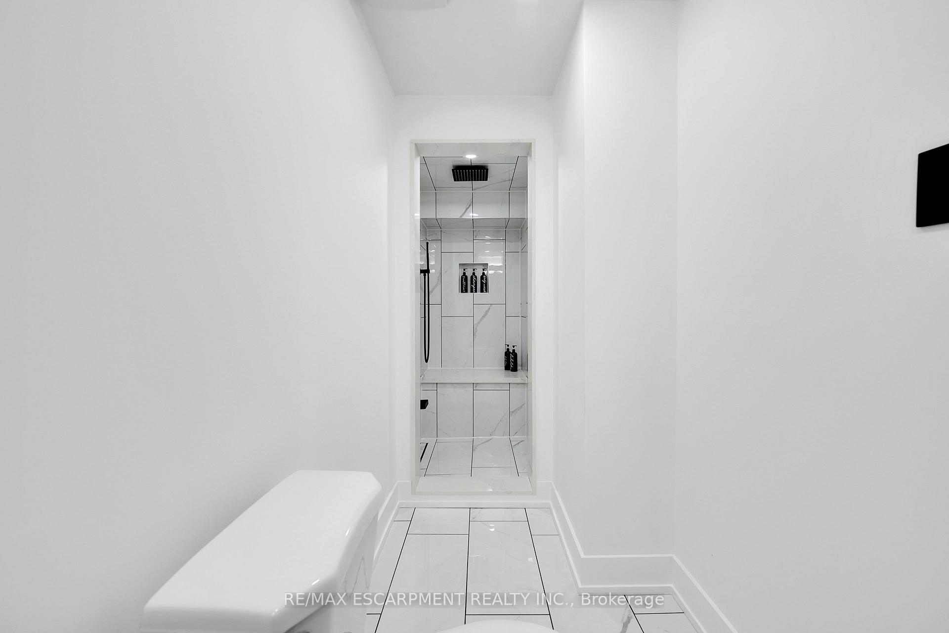 Photo 44 of 72 Aldgate Avenue, Hamilton, Stoney Creek Mountain — HOMEH