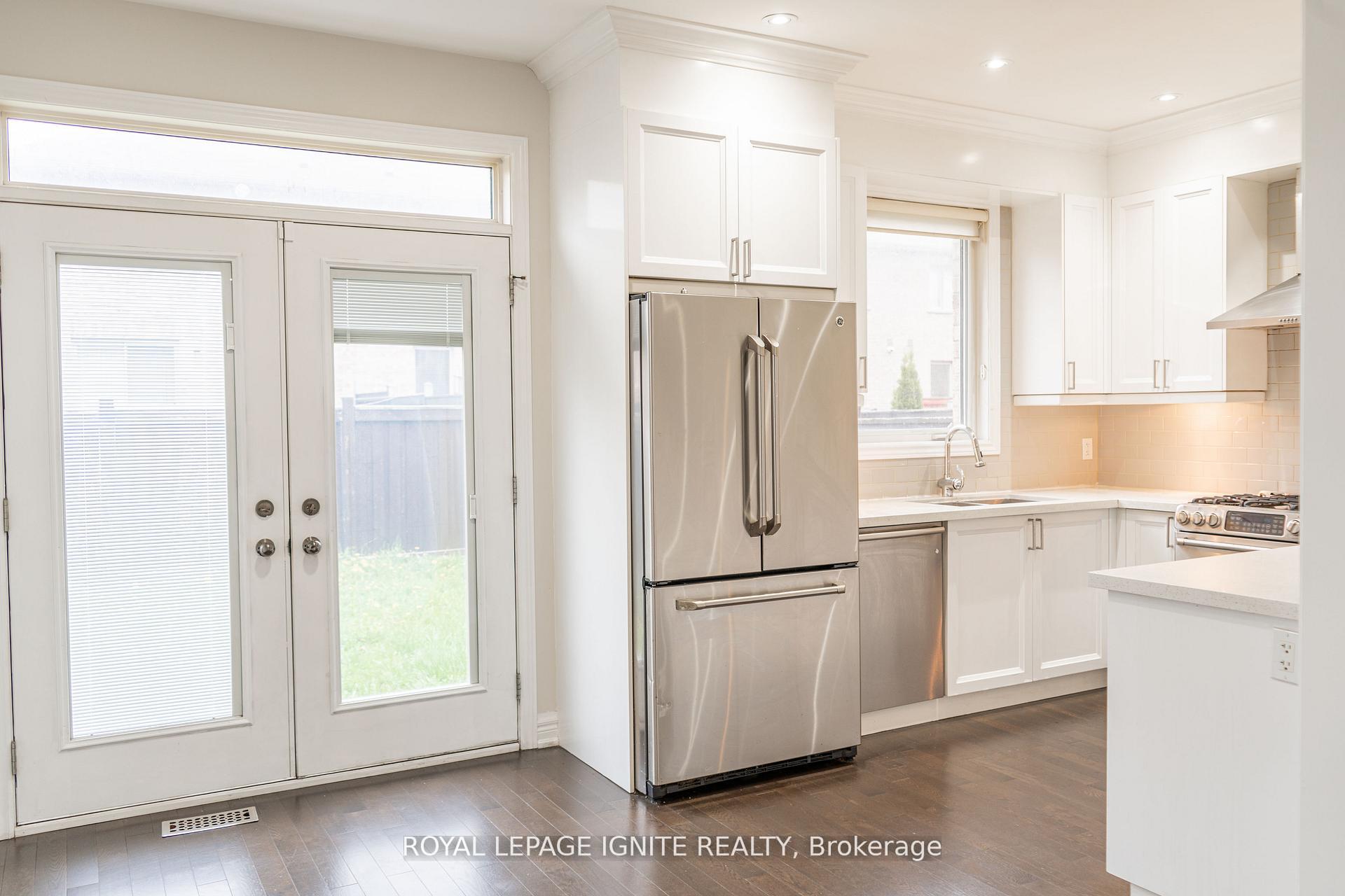 Photo 4 of 55 Speedwell Street, Brampton, Credit Valley — HOMEH