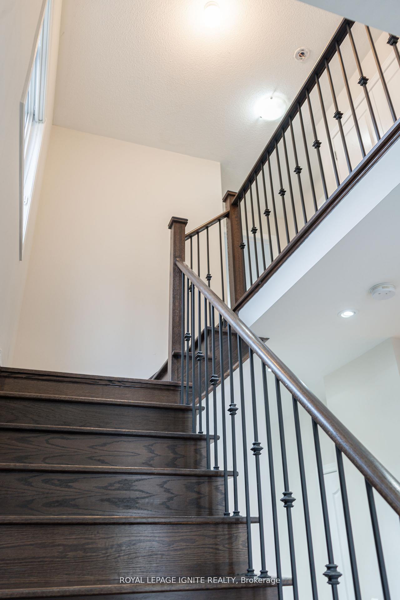 Photo 2 of 55 Speedwell Street, Brampton, Credit Valley — HOMEH