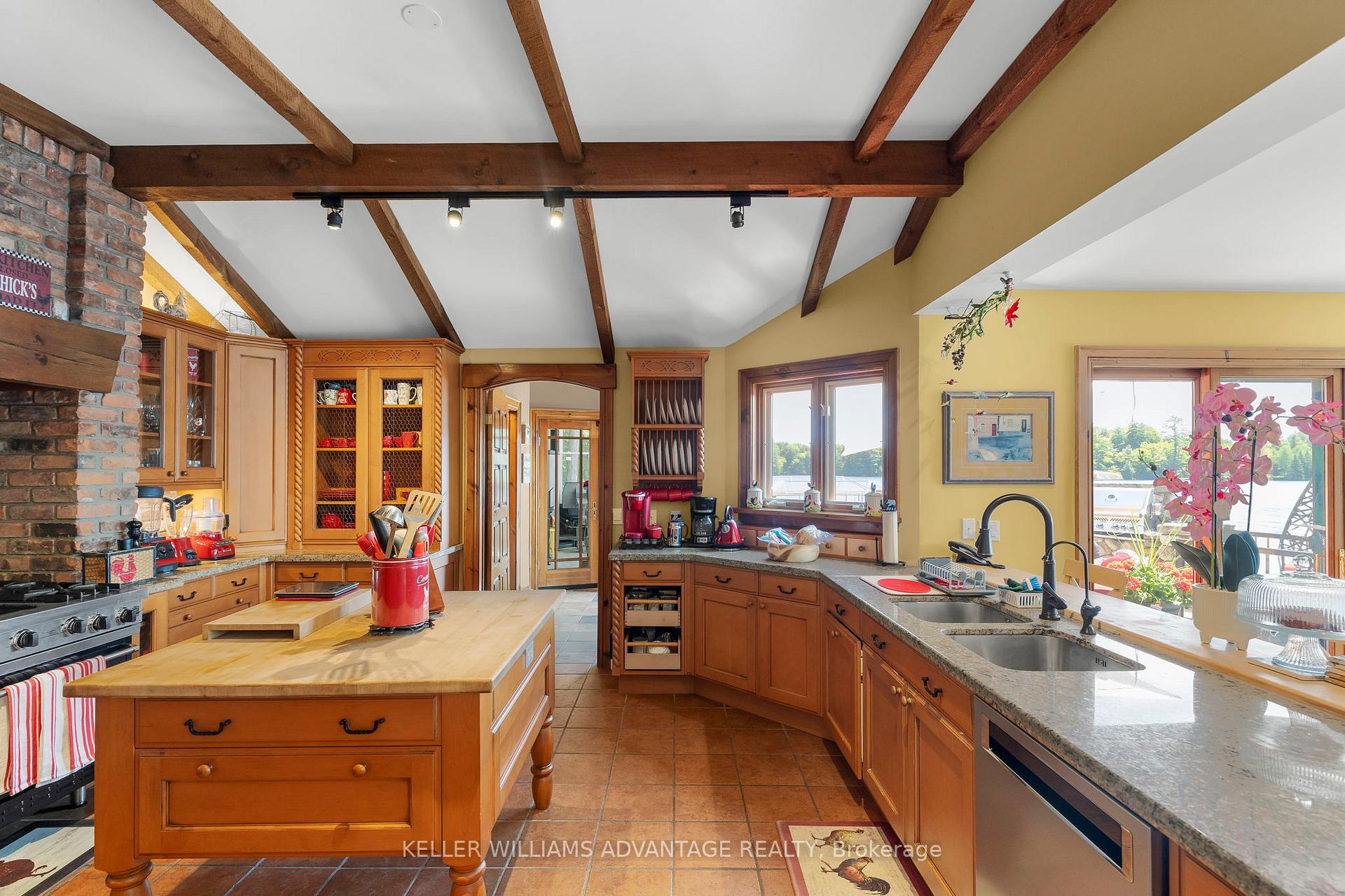 Photo 14 of 1211 Brydons Bay Road, Gravenhurst, Muskoka (S) — HOMEH
