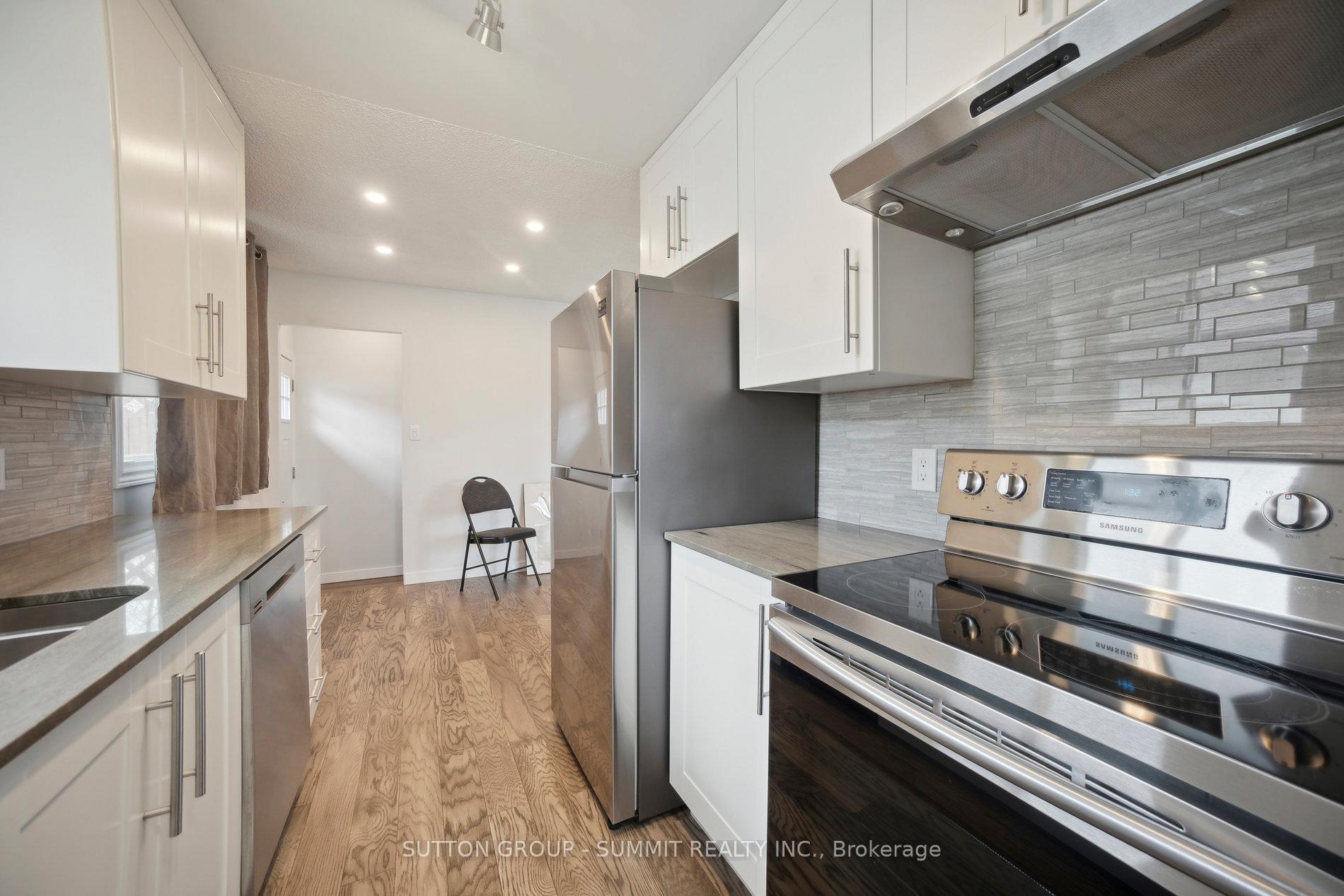 Photo 3 of 37 Tunis Street, St. Catharines, Western Hill — HOMEH