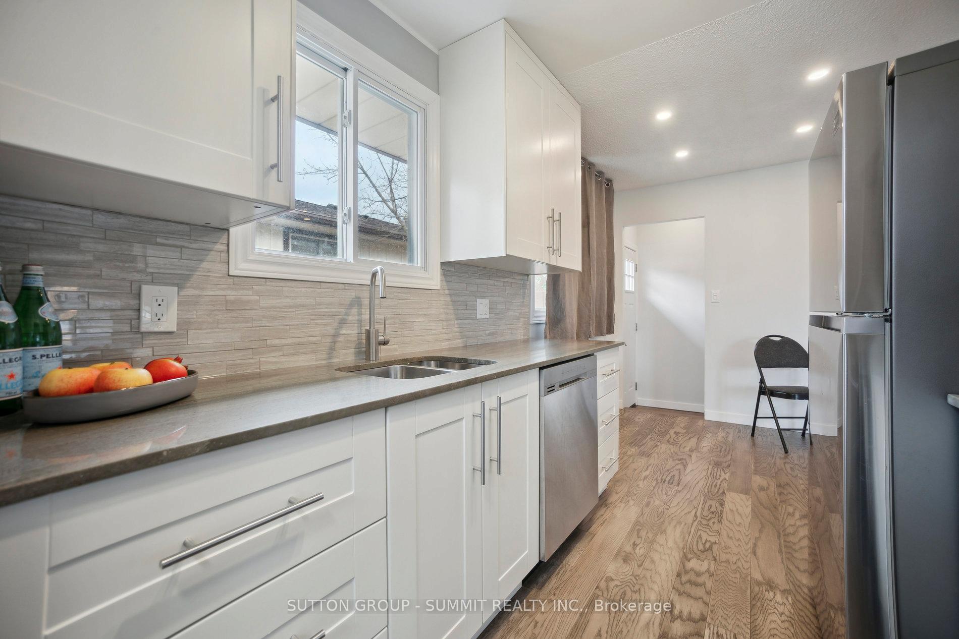 Photo 4 of 37 Tunis Street, St. Catharines, Western Hill — HOMEH