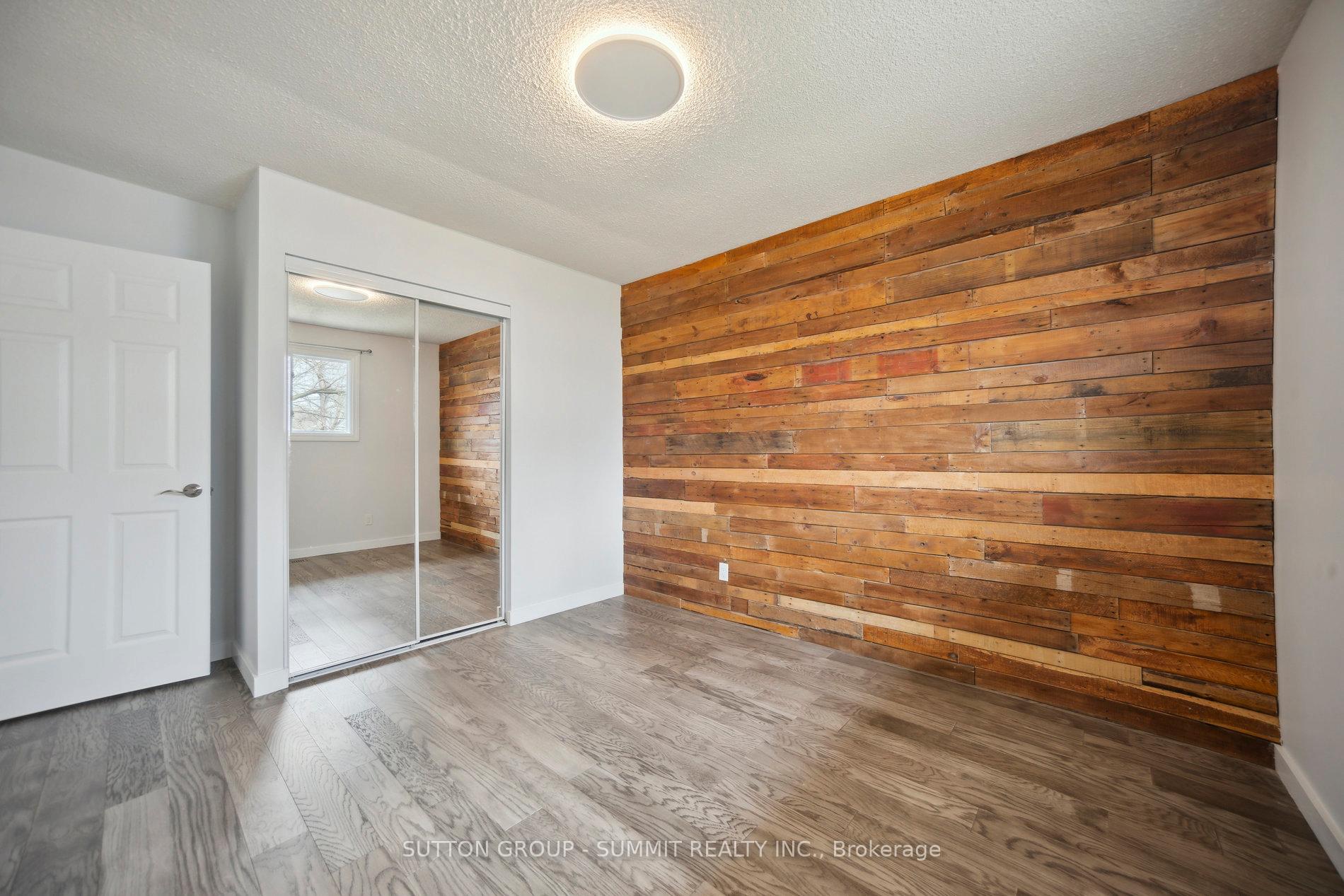 Photo 9 of 37 Tunis Street, St. Catharines, Western Hill — HOMEH