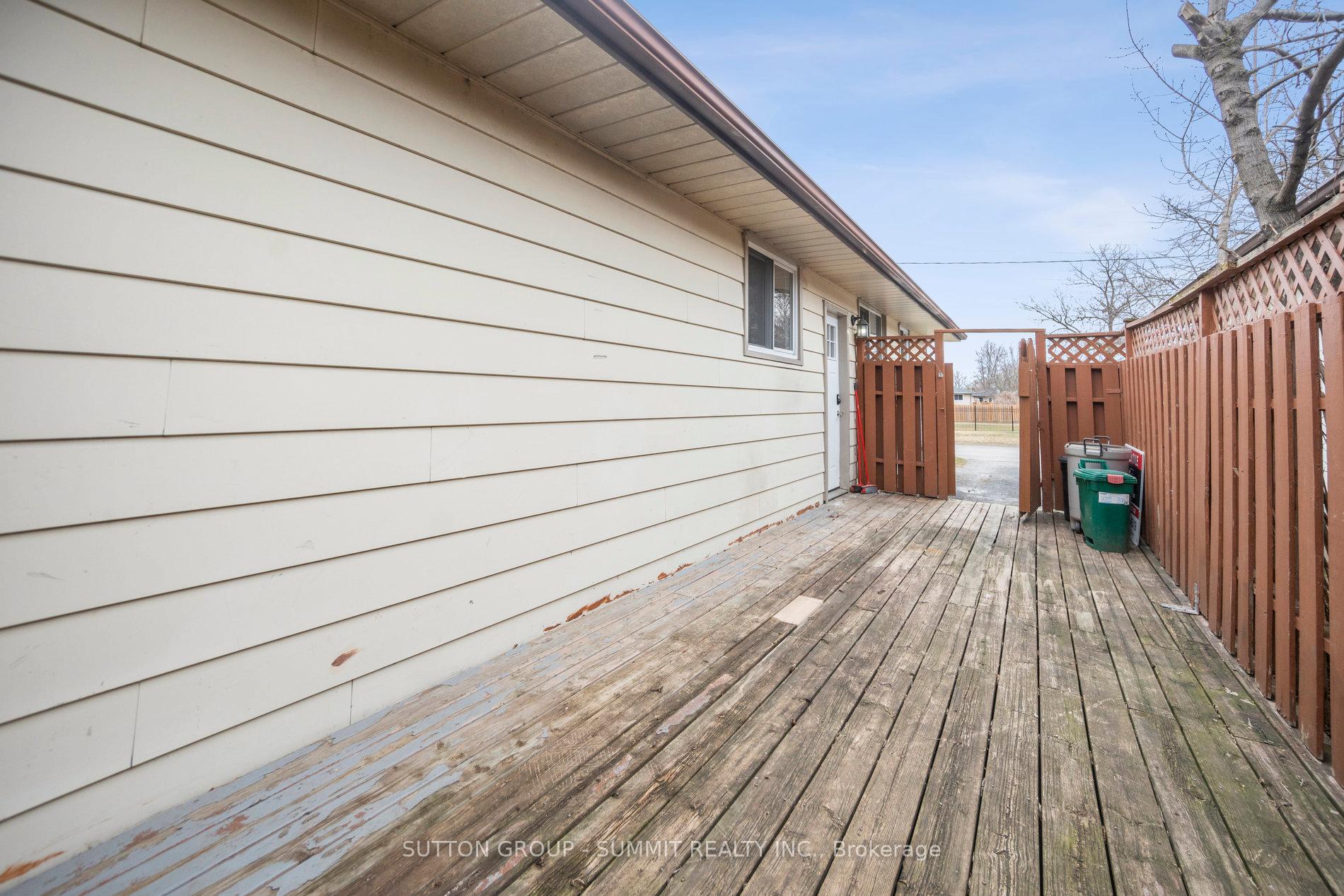 Photo 24 of 37 Tunis Street, St. Catharines, Western Hill — HOMEH