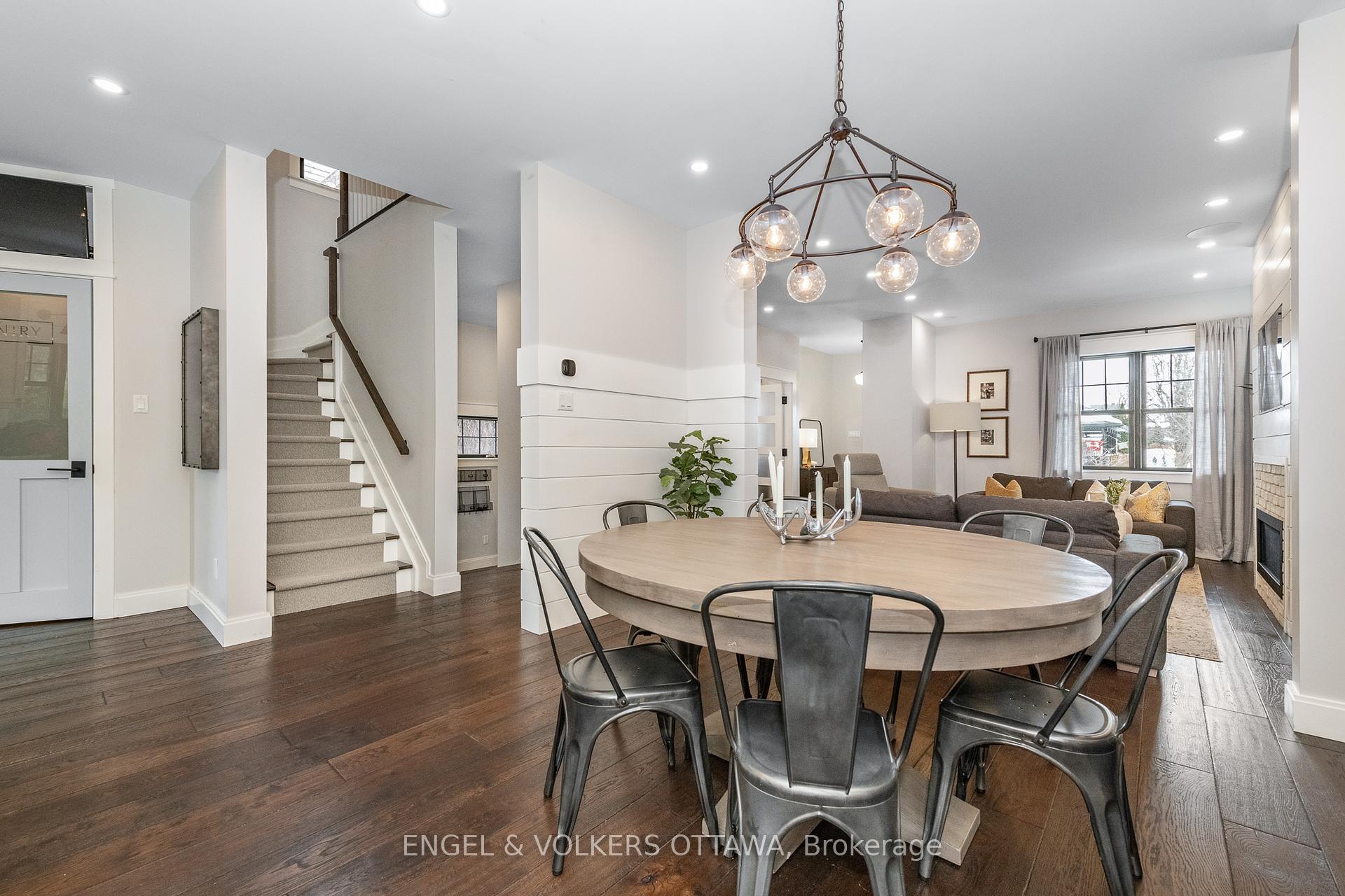 Photo 17 of 25 Mason Terrace, Ottawa, Ottawa East — HOMEH