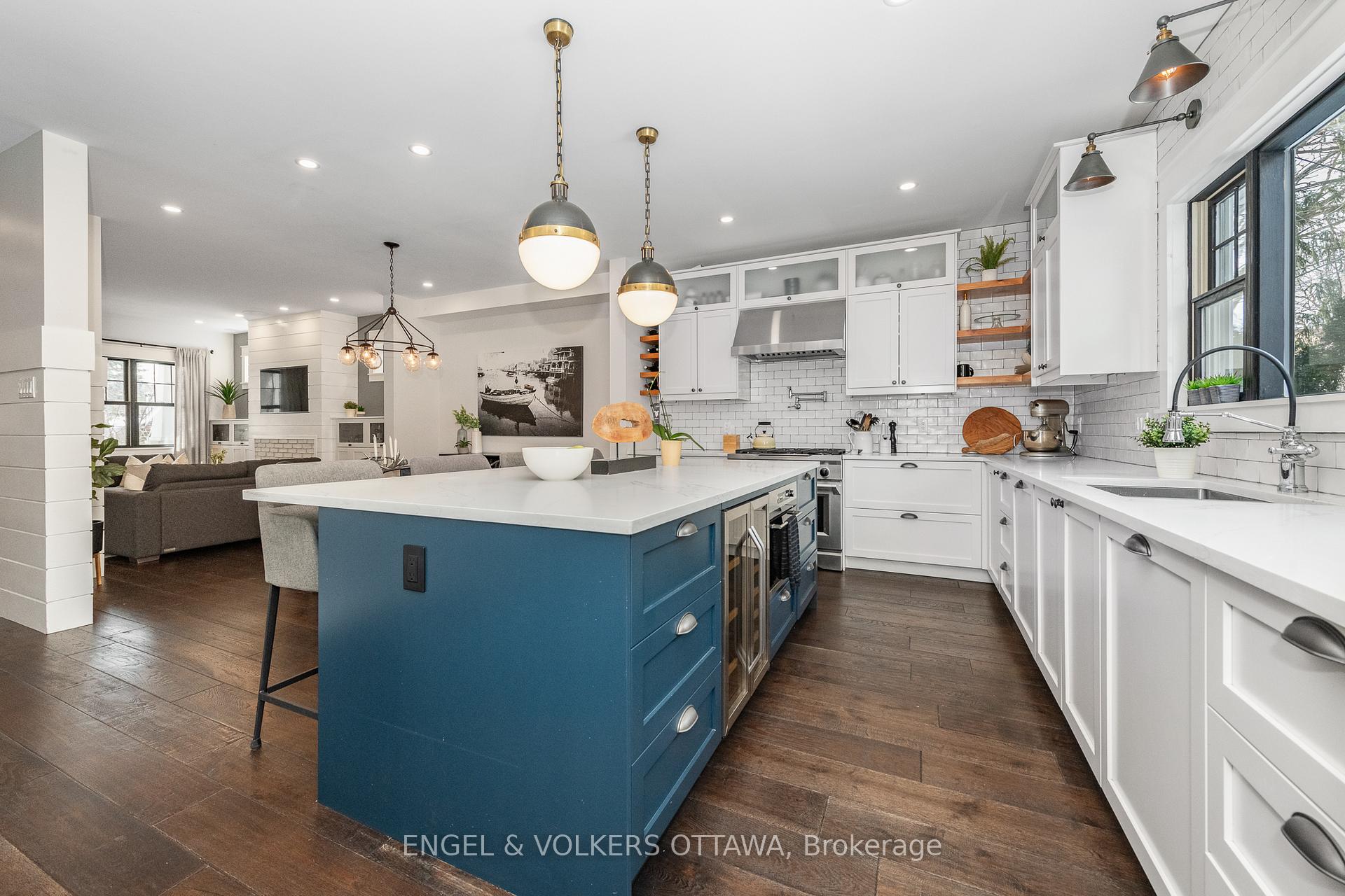 Photo 22 of 25 Mason Terrace, Ottawa, Ottawa East — HOMEH