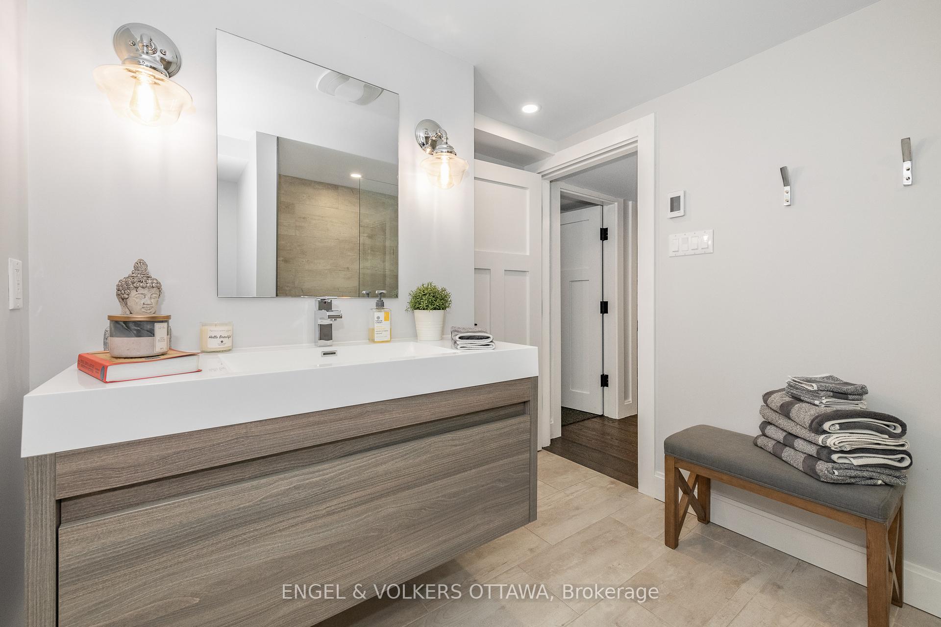 Photo 43 of 25 Mason Terrace, Ottawa, Ottawa East — HOMEH