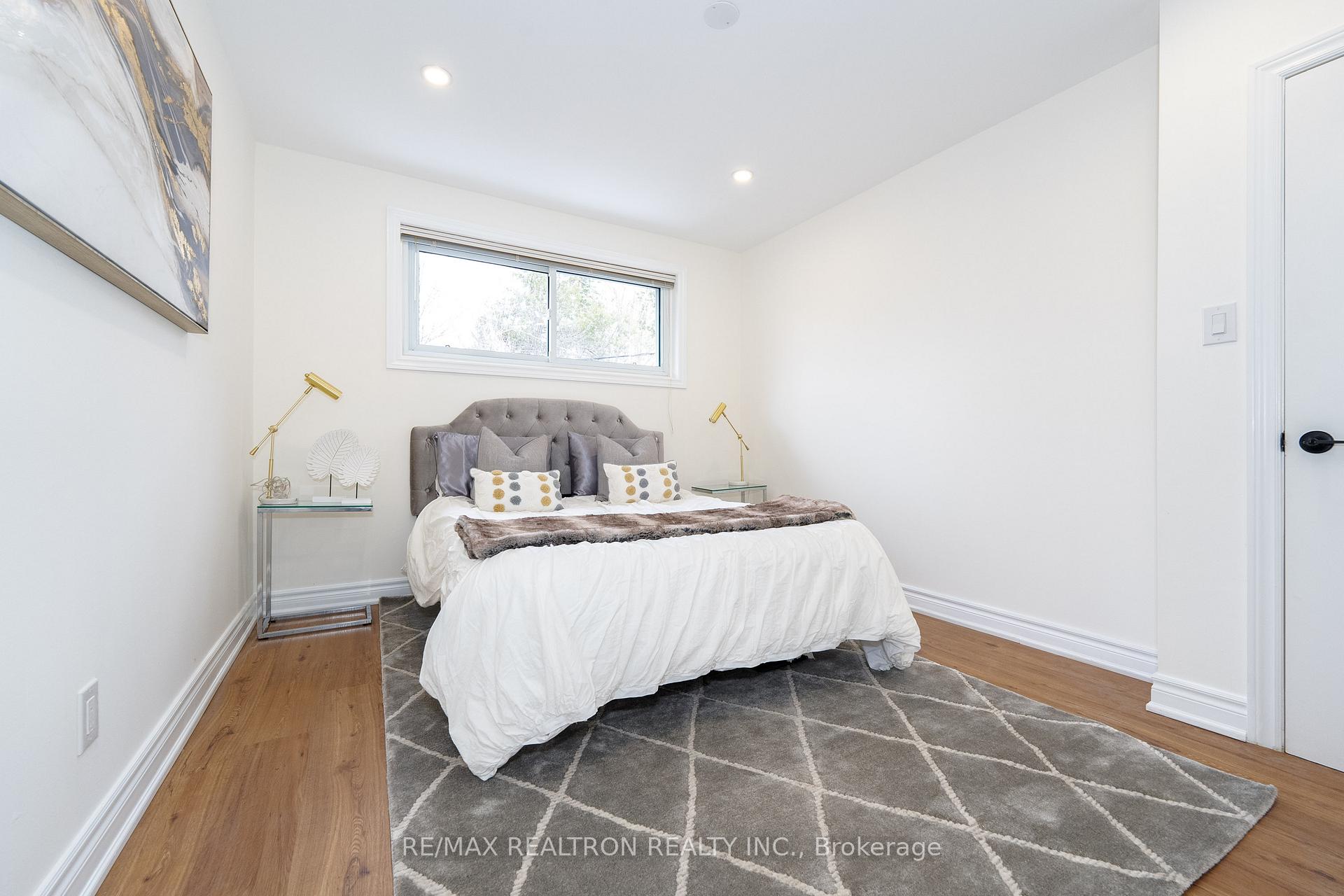 Photo 21 of 15 Richardson Drive, Aurora, Aurora Highlands — HOMEH