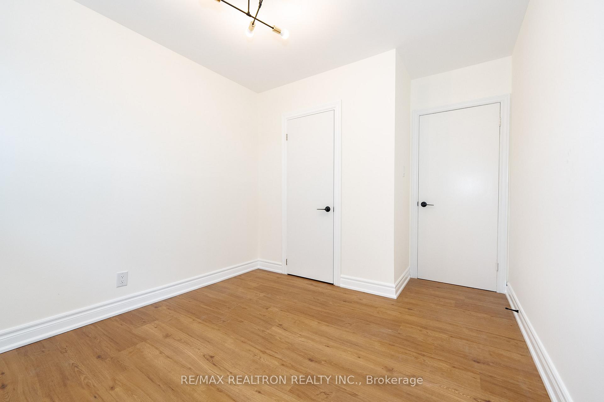 Photo 22 of 15 Richardson Drive, Aurora, Aurora Highlands — HOMEH