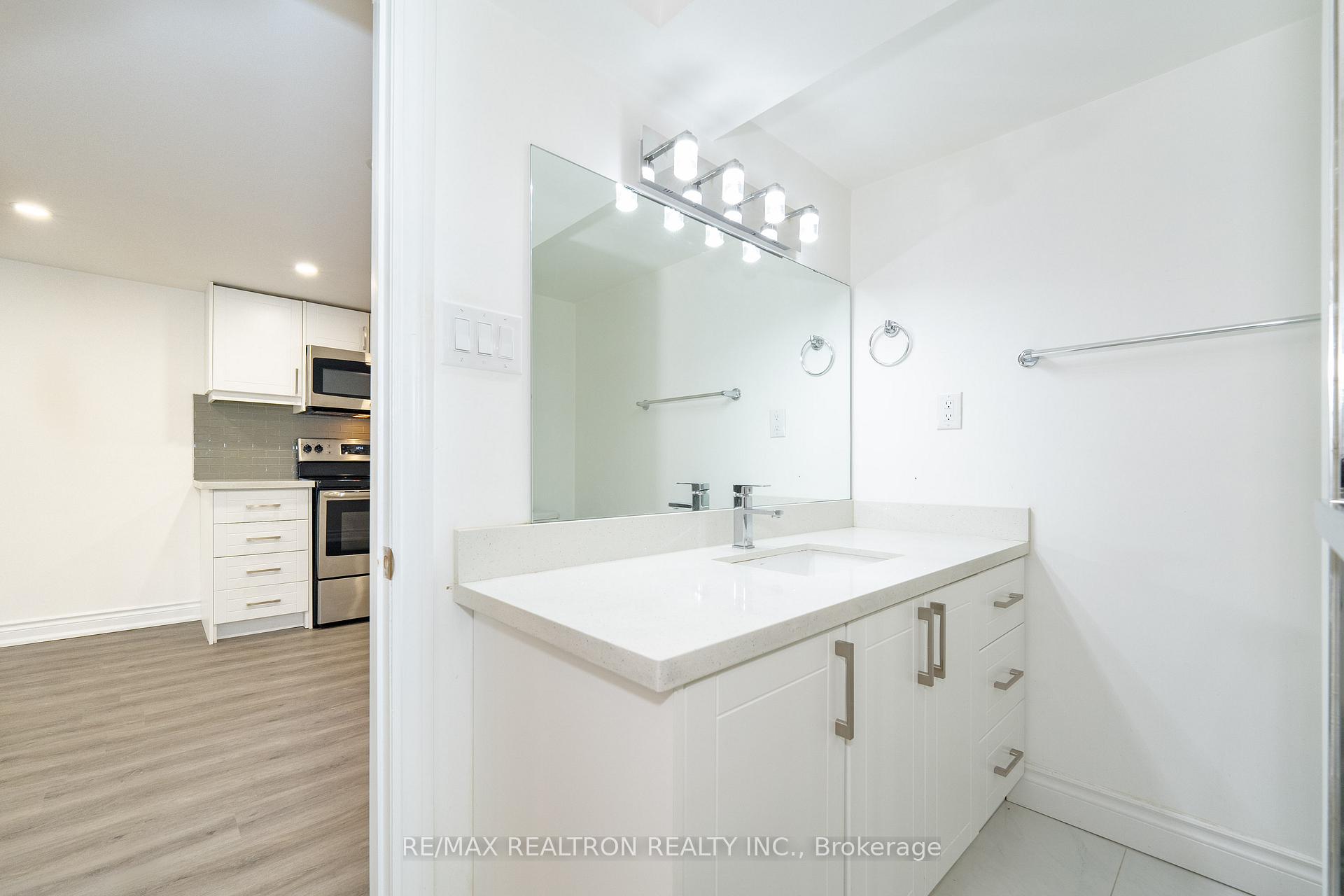 Photo 40 of 15 Richardson Drive, Aurora, Aurora Highlands — HOMEH