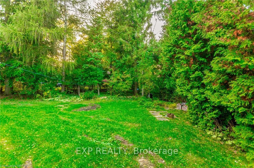 Photo 8 of Unit B, 376 Philip Place, Hamilton, Ancaster — HOMEH