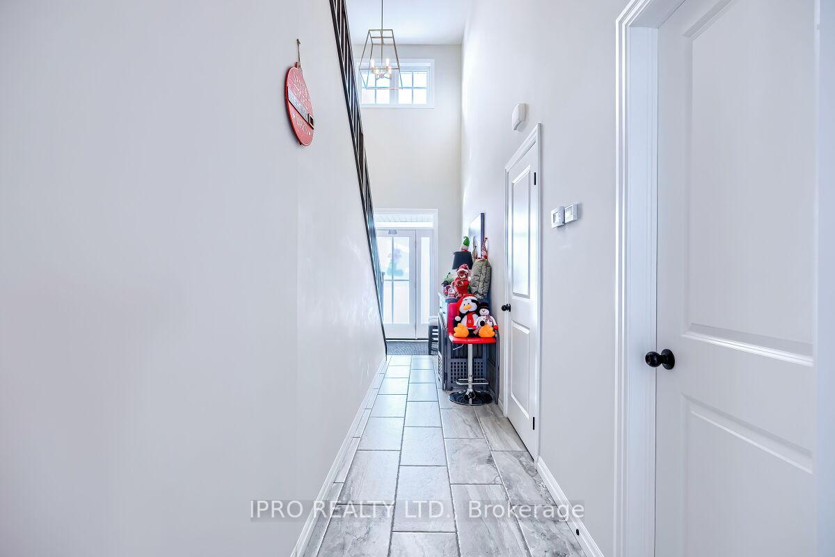 Photo 8 of 111 Renaissance Drive, St. Thomas — HOMEH
