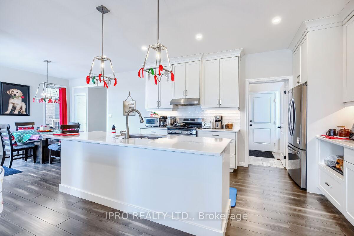 Photo 13 of 111 Renaissance Drive, St. Thomas — HOMEH