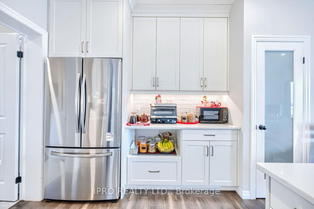 Photo 16 of 111 Renaissance Drive, St. Thomas — HOMEH