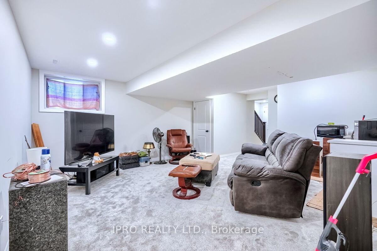Photo 92 of 111 Renaissance Drive, St. Thomas — HOMEH