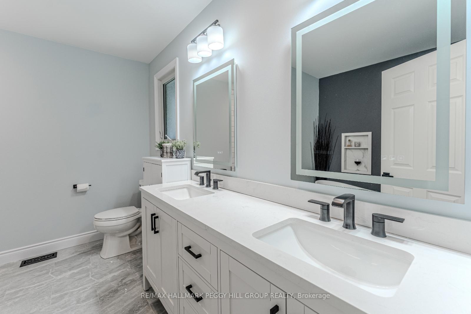 Photo 10 of 64 Woodcrest Road, Barrie, Allandale Heights — HOMEH