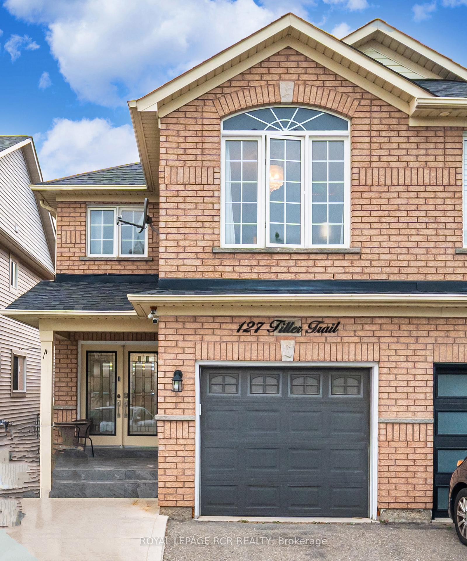 Photo 3 of 127 Tiller Trail, Brampton, Fletcher's Creek Village — HOMEH