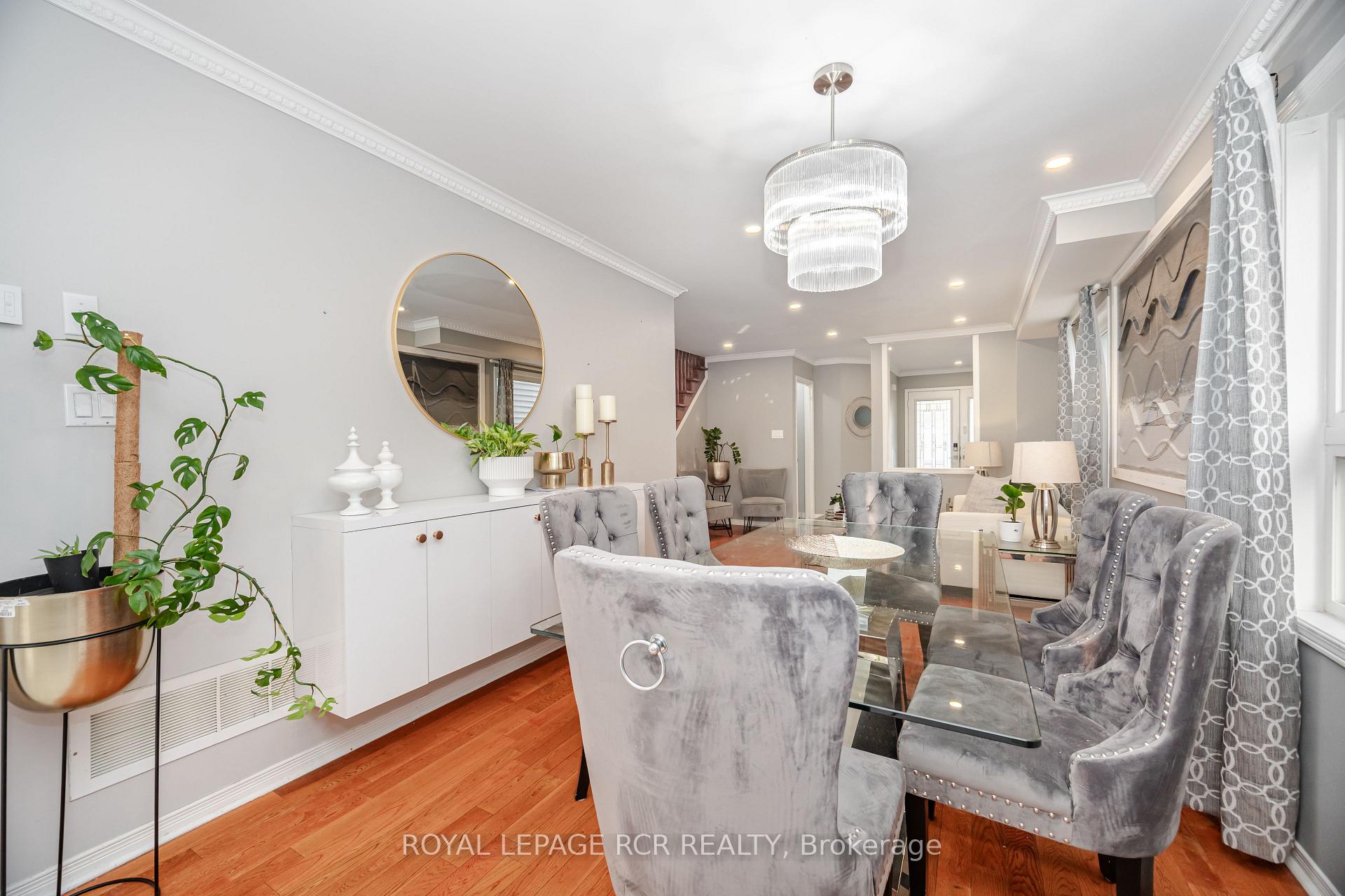 Photo 4 of 127 Tiller Trail, Brampton, Fletcher's Creek Village — HOMEH