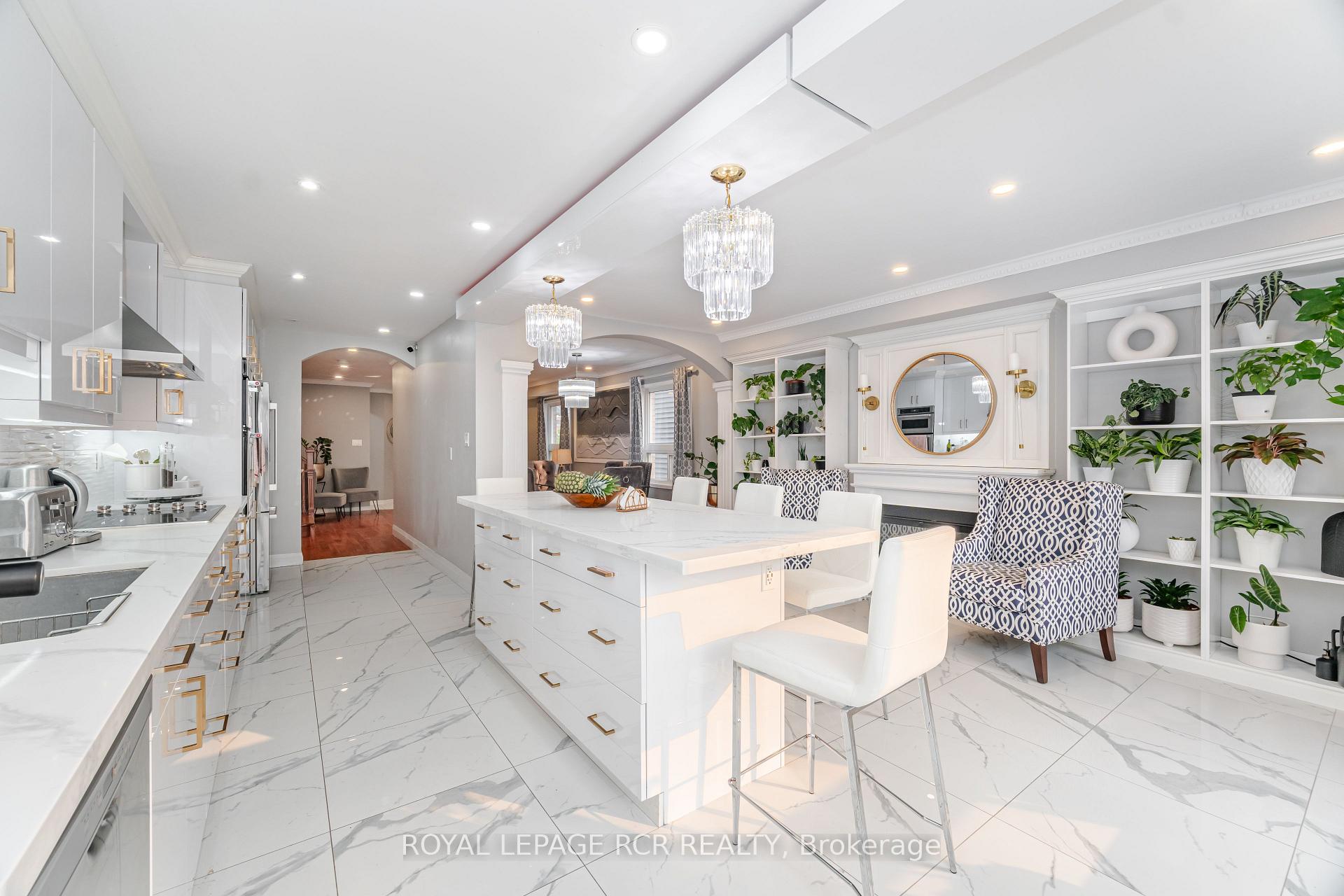 Photo 7 of 127 Tiller Trail, Brampton, Fletcher's Creek Village — HOMEH